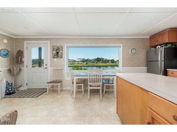 35120 RUEPPEL AVE, Pacific City, OR 97135
