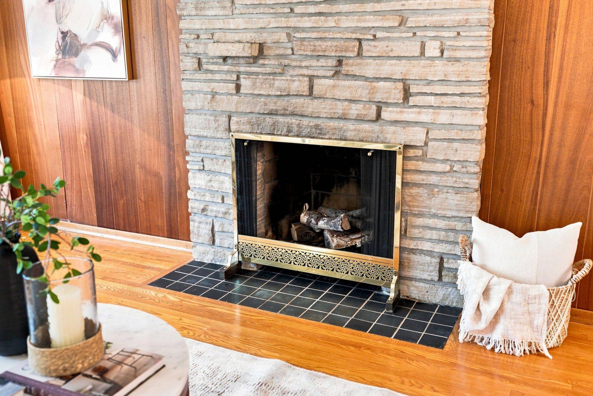 355 Ridgeway AVE, Oshawa, ON L1J 2V3