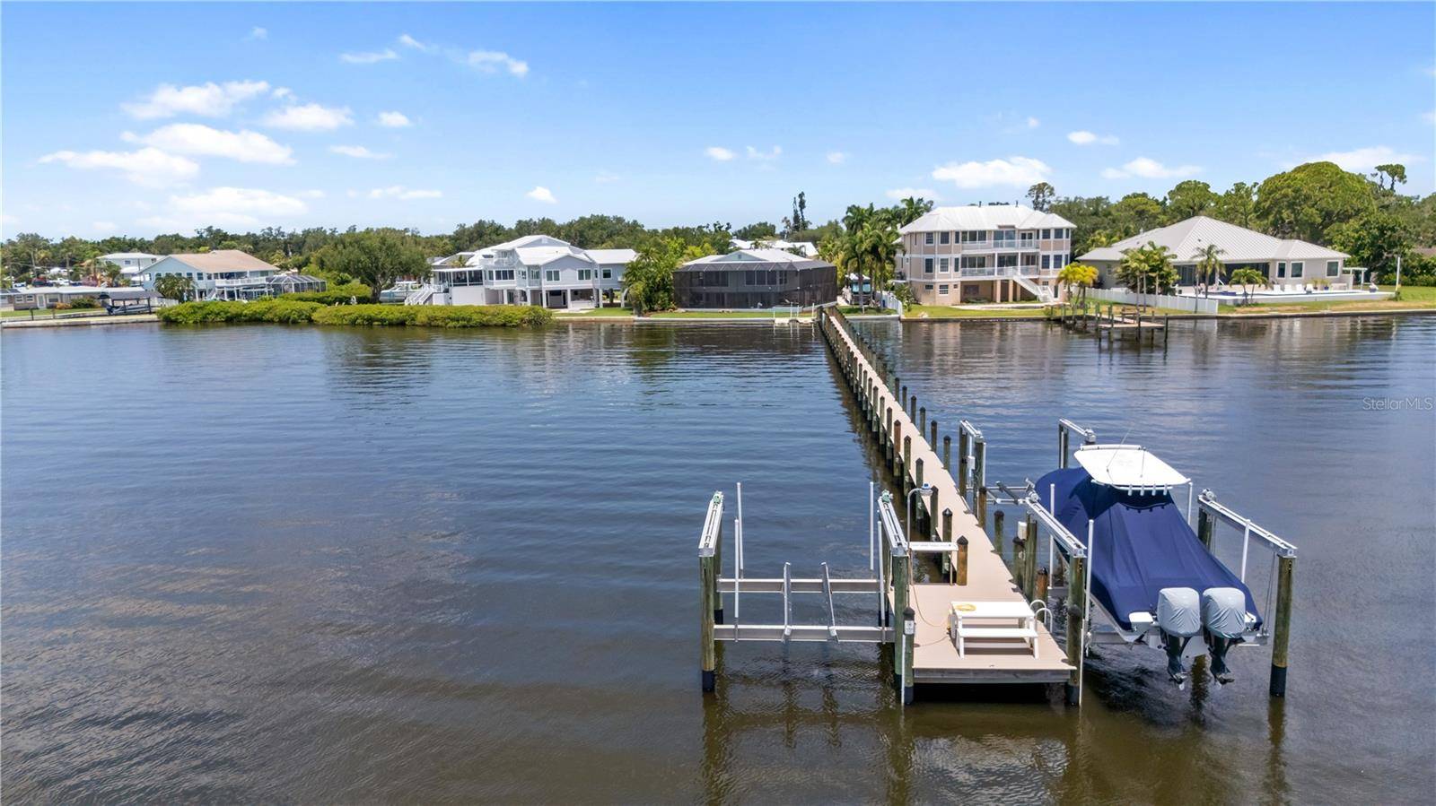 818 NANCY GAMBLE LN, Ellenton, FL 34222
