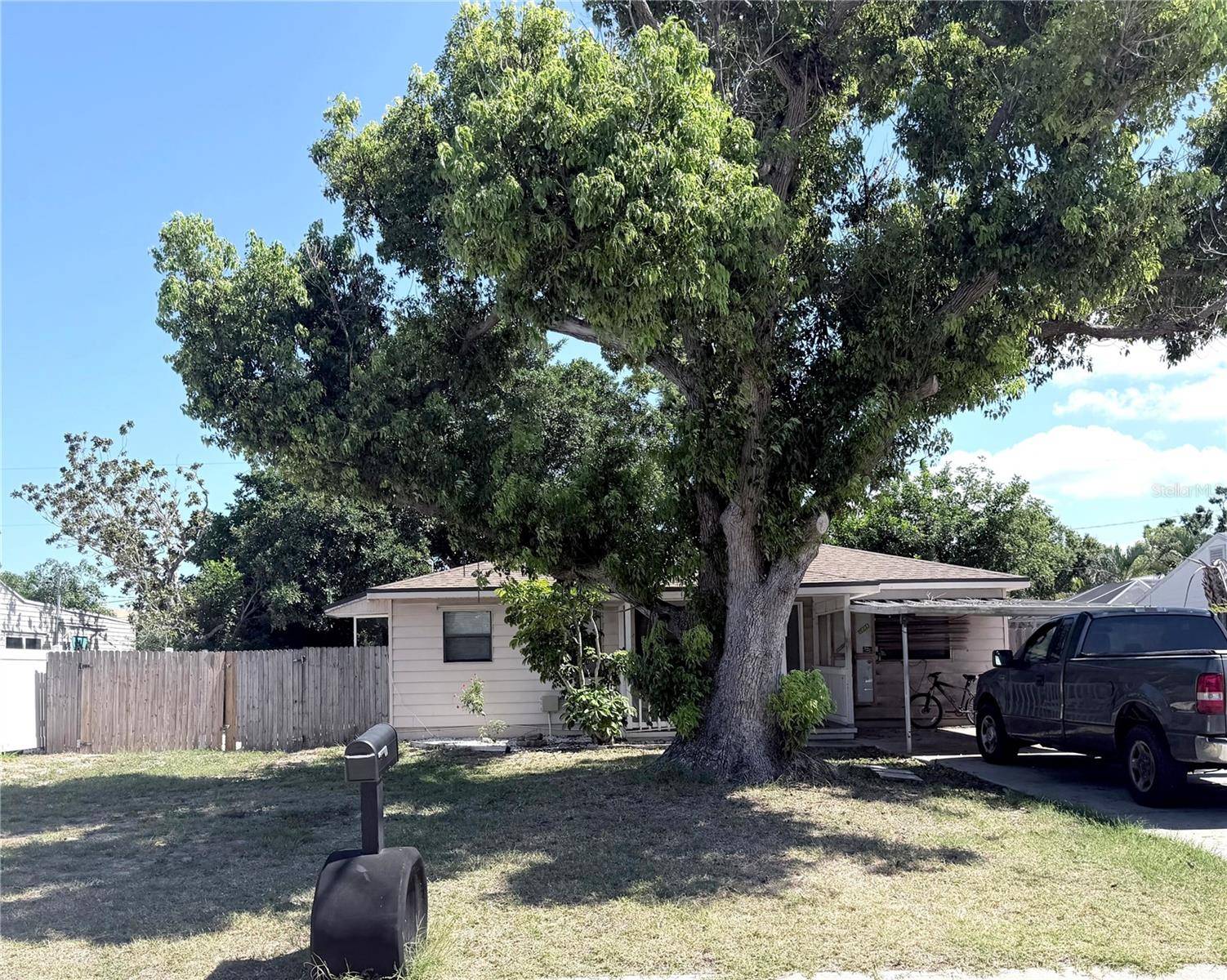 2171 ORCHID ST, Sarasota, FL 34239