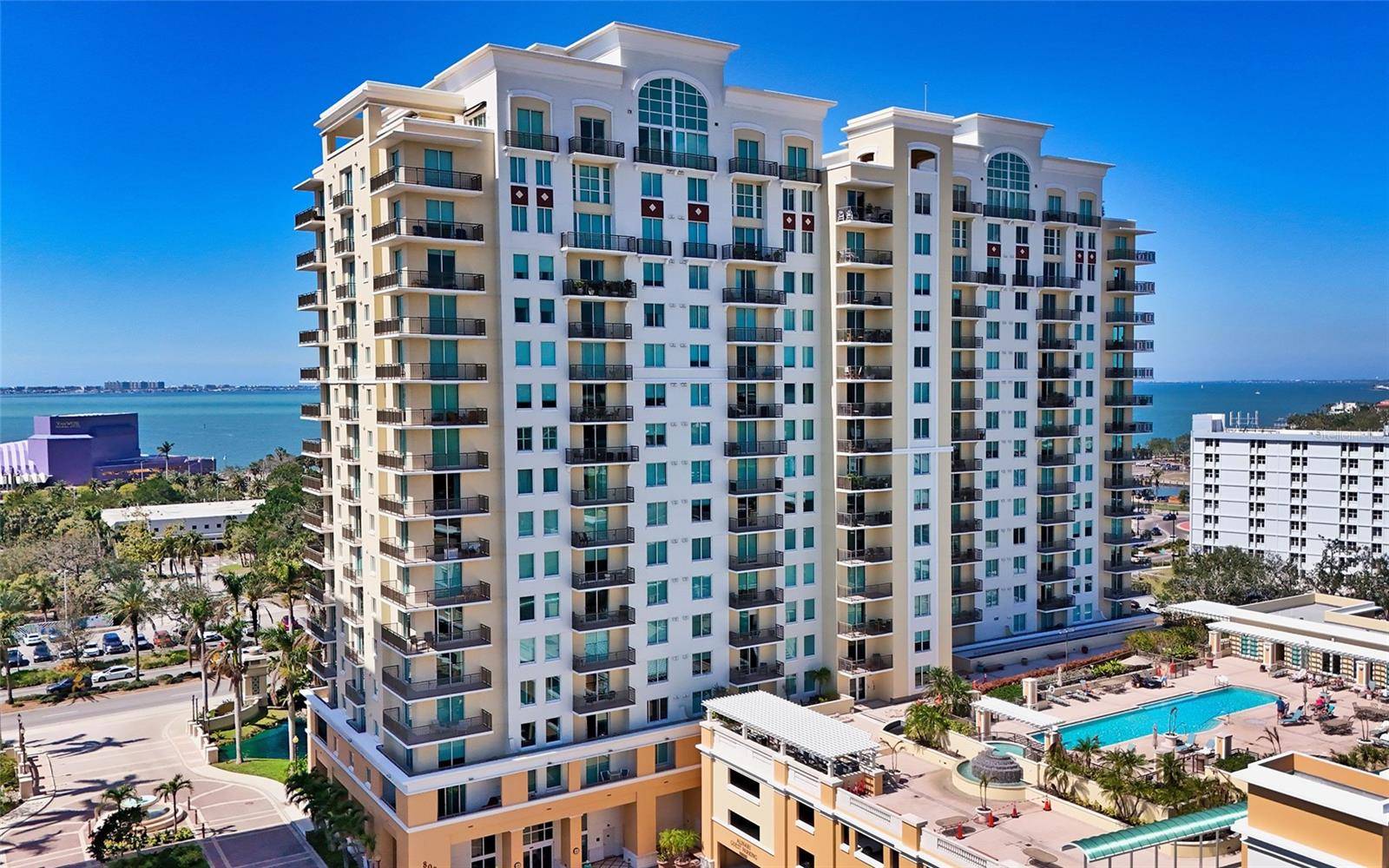 800 N TAMIAMI TRL #312, Sarasota, FL 34236