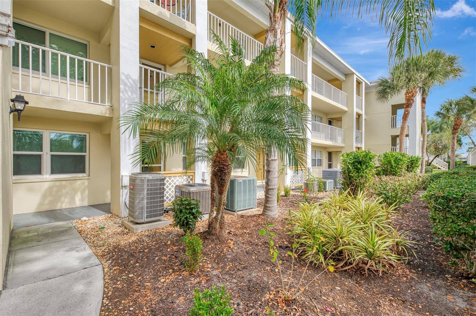 433 CERROMAR LN #341, Venice, FL 34293
