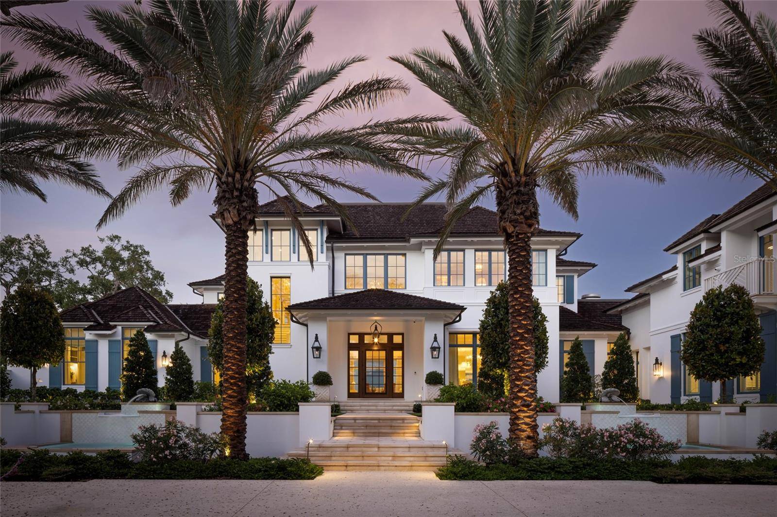8501 MIDNIGHT PASS RD, Sarasota, FL 34242