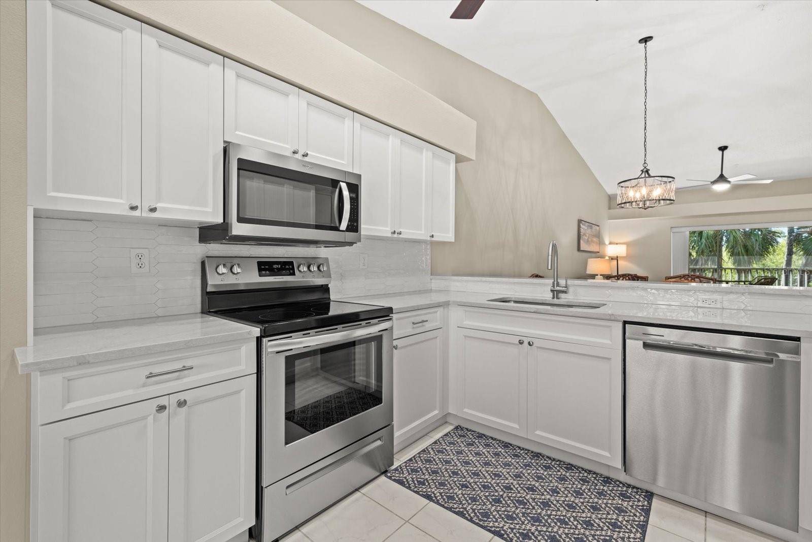 9550 HIGH GATE DR #1525, Sarasota, FL 34238