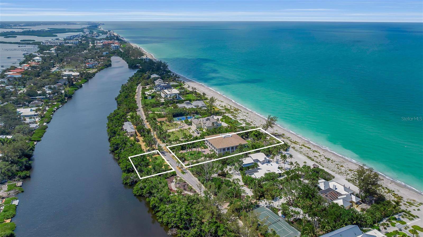 8132 SANDERLING RD, Sarasota, FL 34242