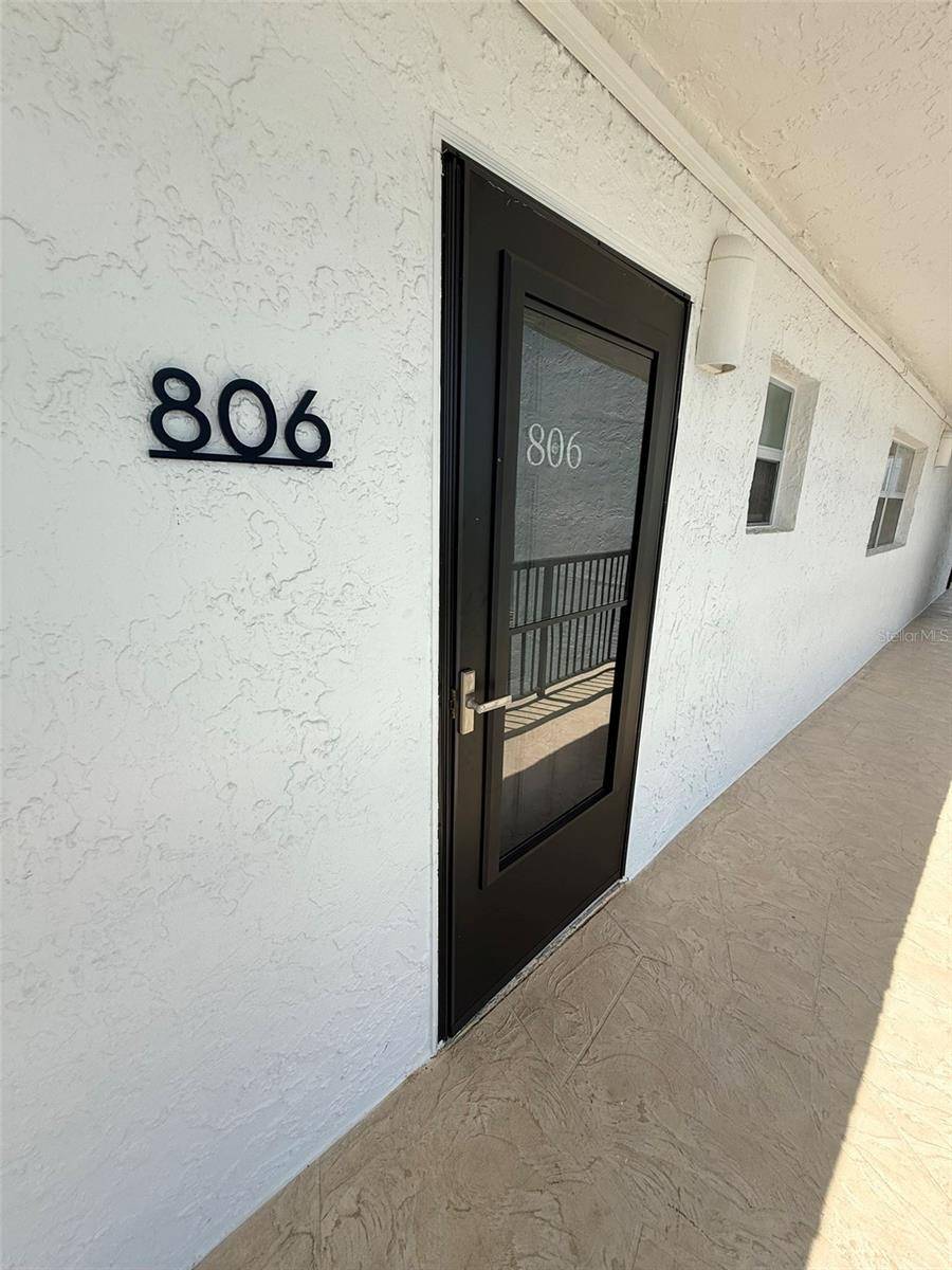 9393 MIDNIGHT PASS RD #806, Sarasota, FL 34242