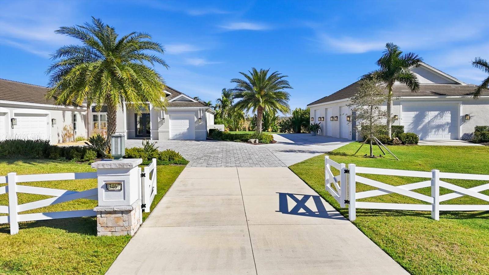 3467 COMPOUND CT, Sarasota, FL 34240
