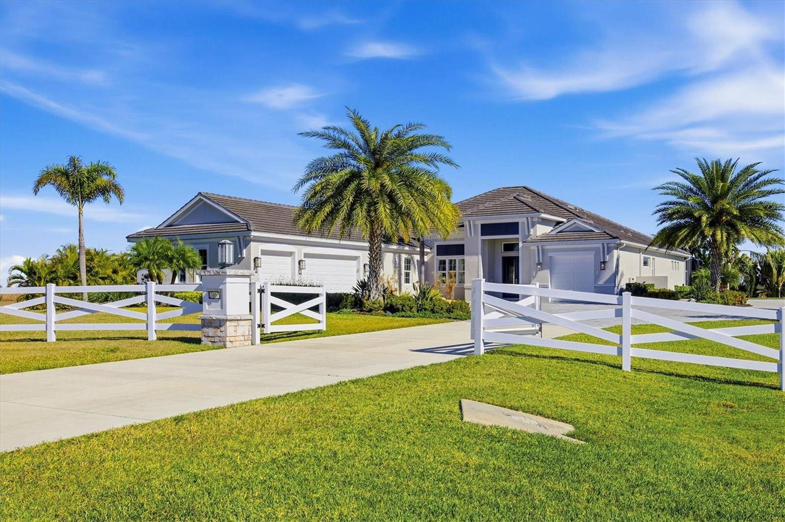 3467 COMPOUND CT, Sarasota, FL 34240