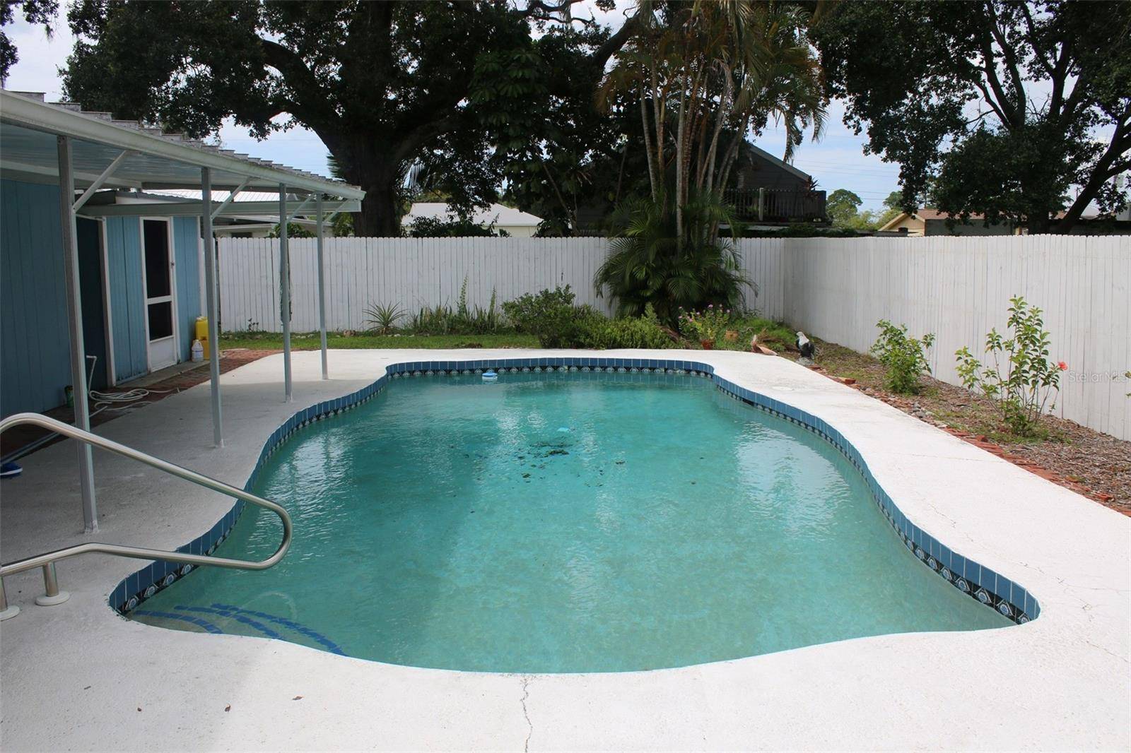 407 N POMPANO AVE, Sarasota, FL 34237