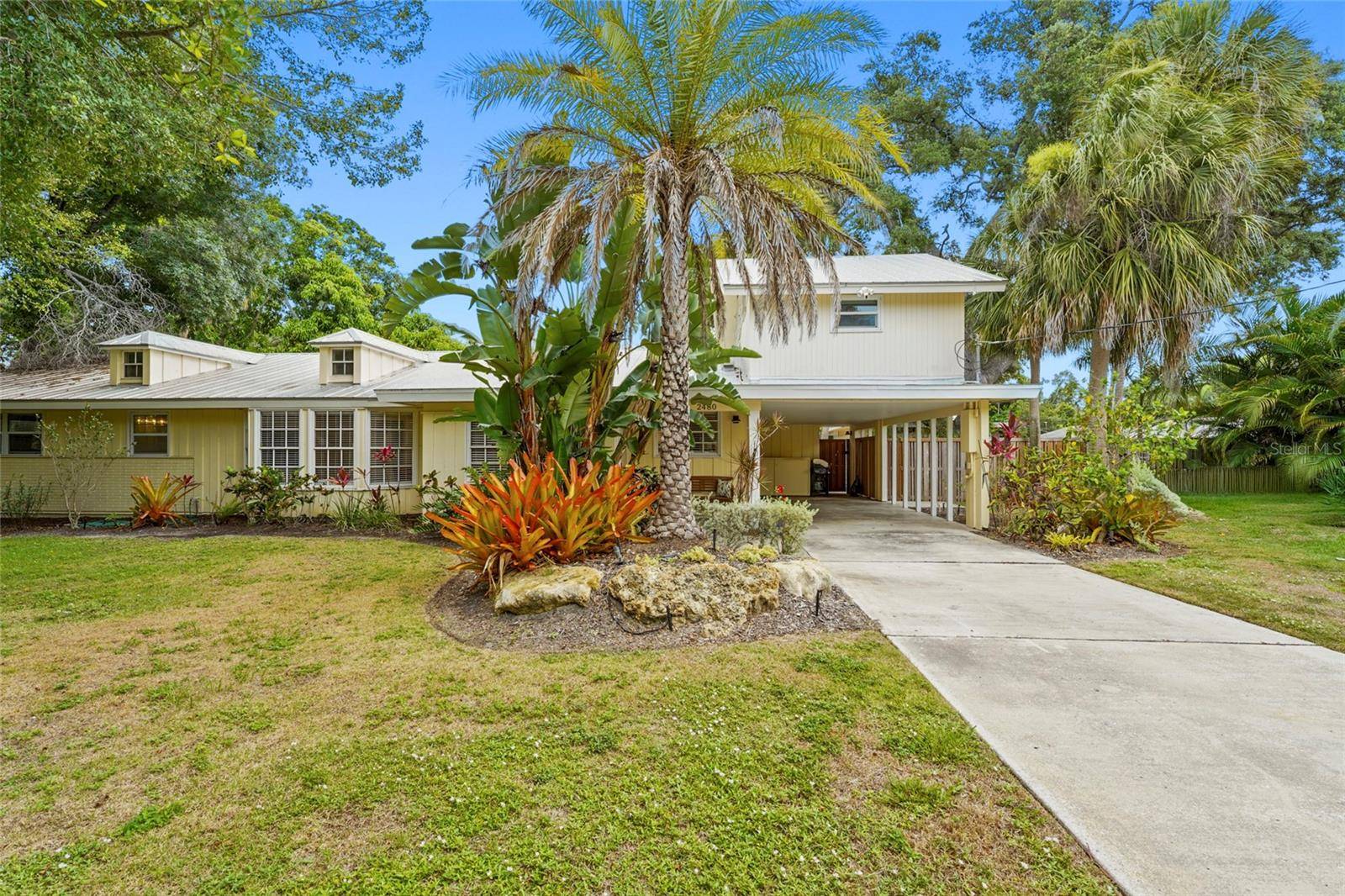 2480 ALAMEDA AVE, Sarasota, FL 34234