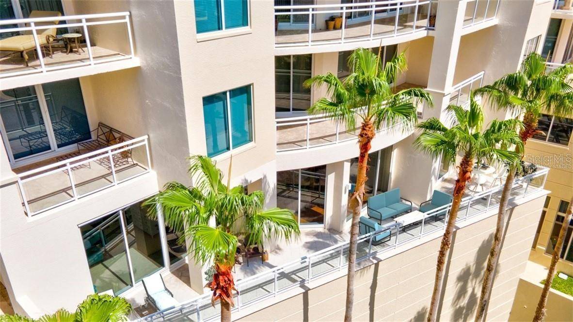 1300 BENJAMIN FRANKLIN DR #301, Sarasota, FL 34236