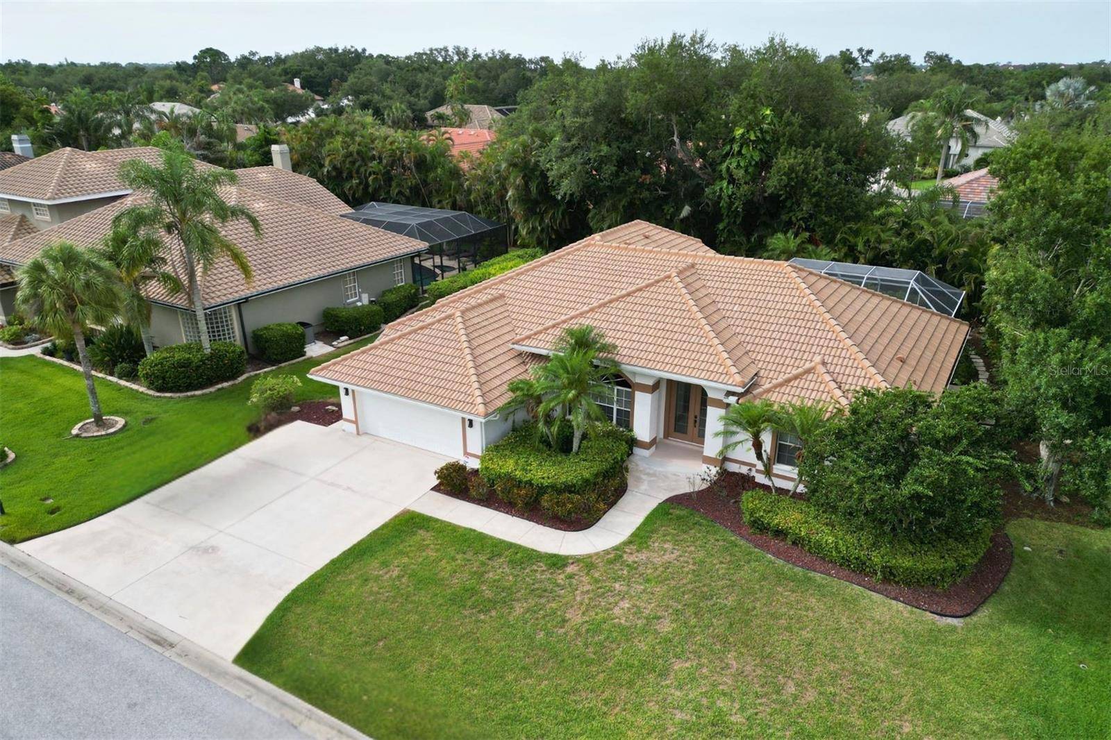 4824 HANGING MOSS LN, Sarasota, FL 34238