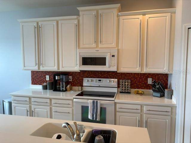 3662 PARKRIDGE CIR #28-102, Sarasota, FL 34243