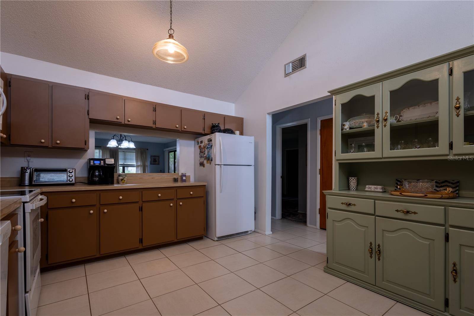 7913 PINEGLEN CT #34, Sarasota, FL 34238