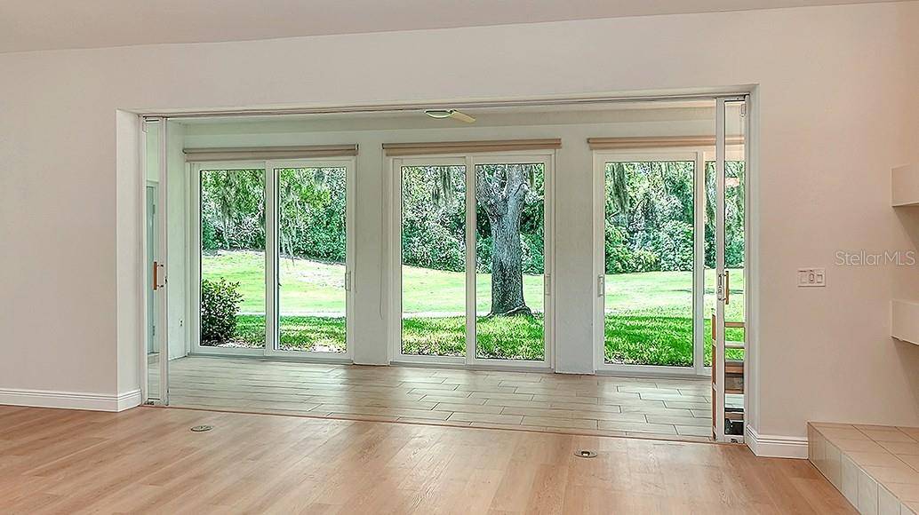 4004 PENSHURST PARK, Sarasota, FL 34235