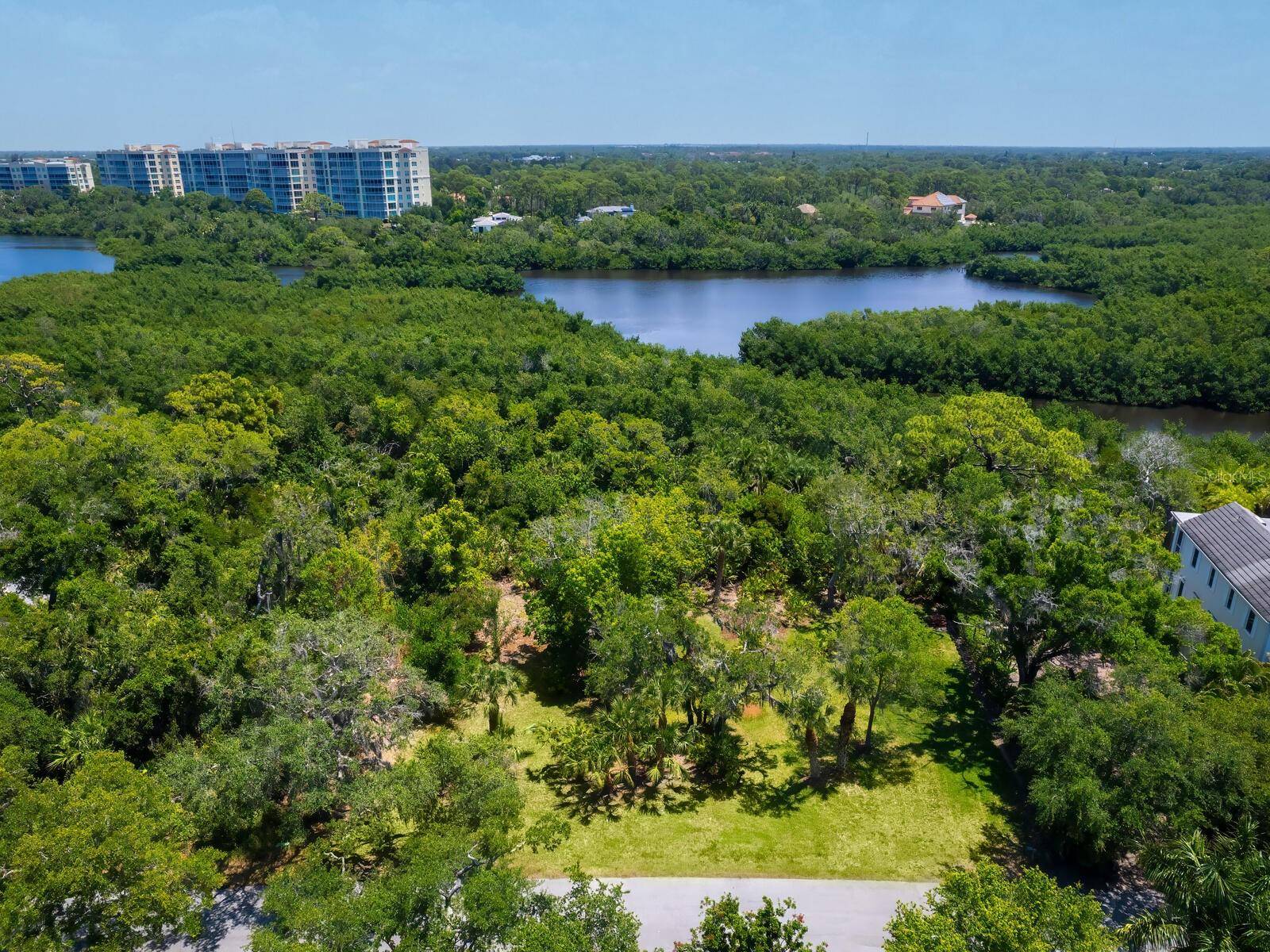 216 OSPREY POINT DR, Osprey, FL 34229