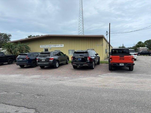 5654 SARAH AVE, Sarasota, FL 34233