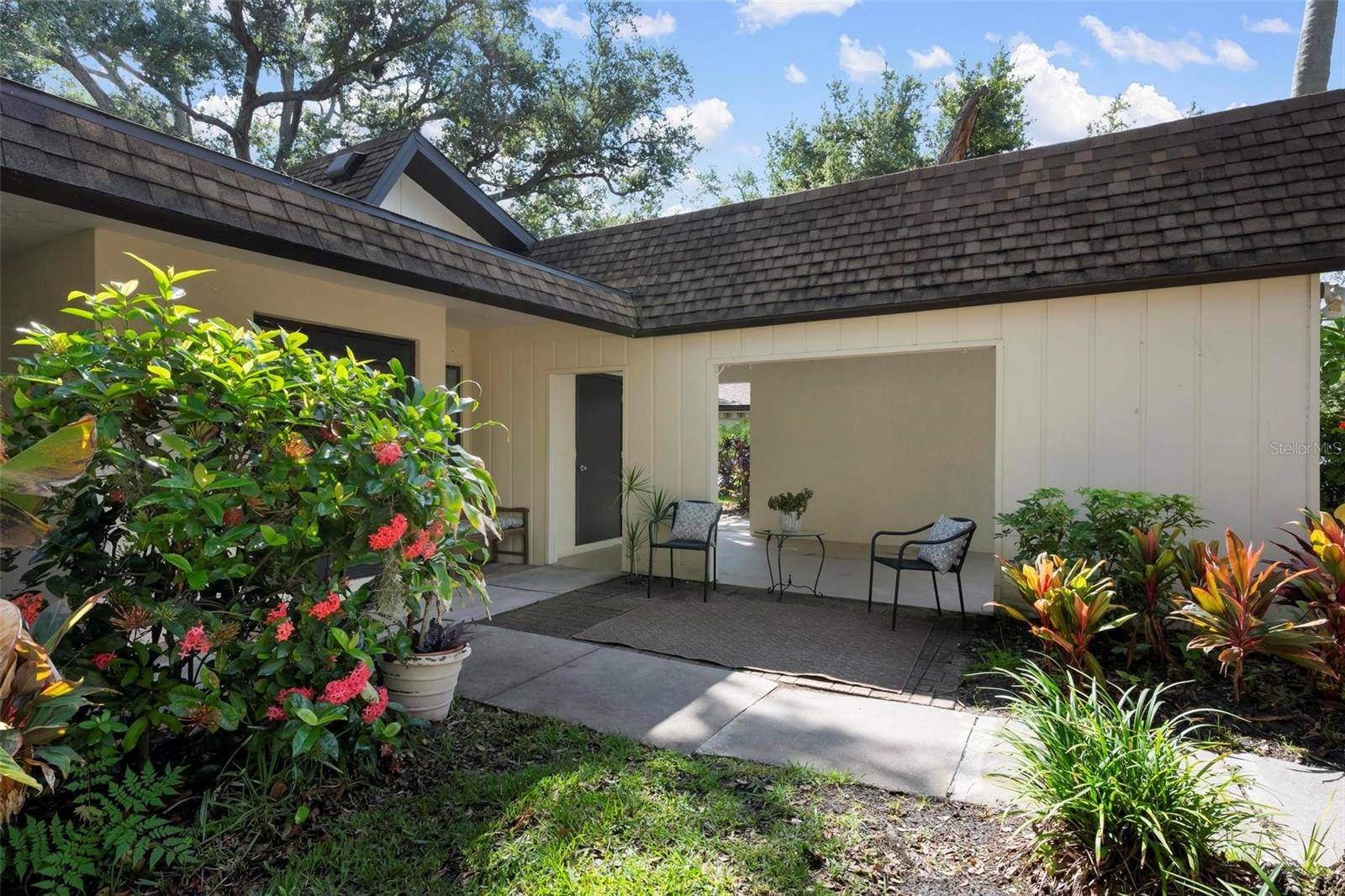 2227 CIRCLEWOOD DR #52, Sarasota, FL 34231