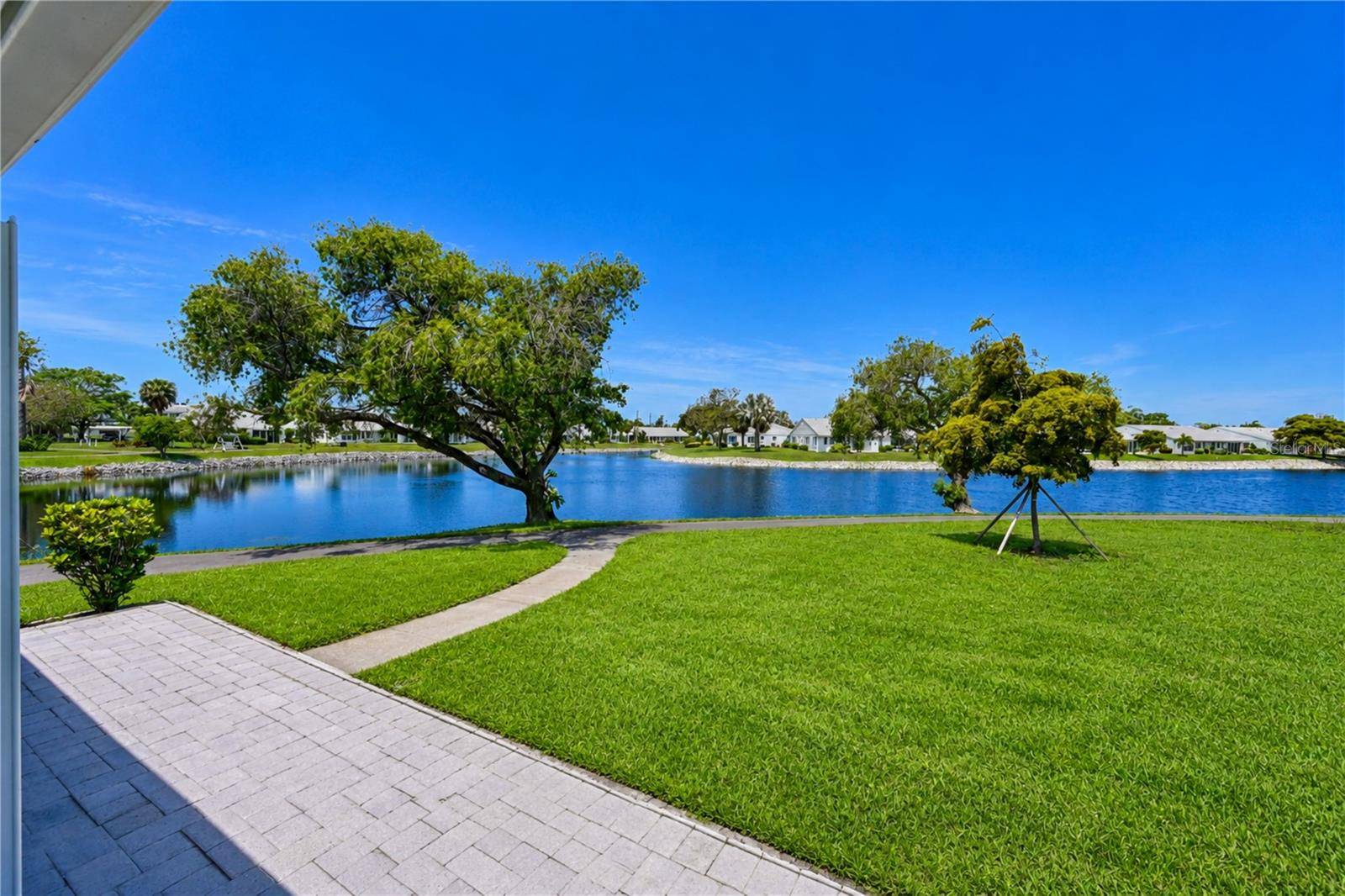 9425 ANDOVER CIR, Bradenton, FL 34210