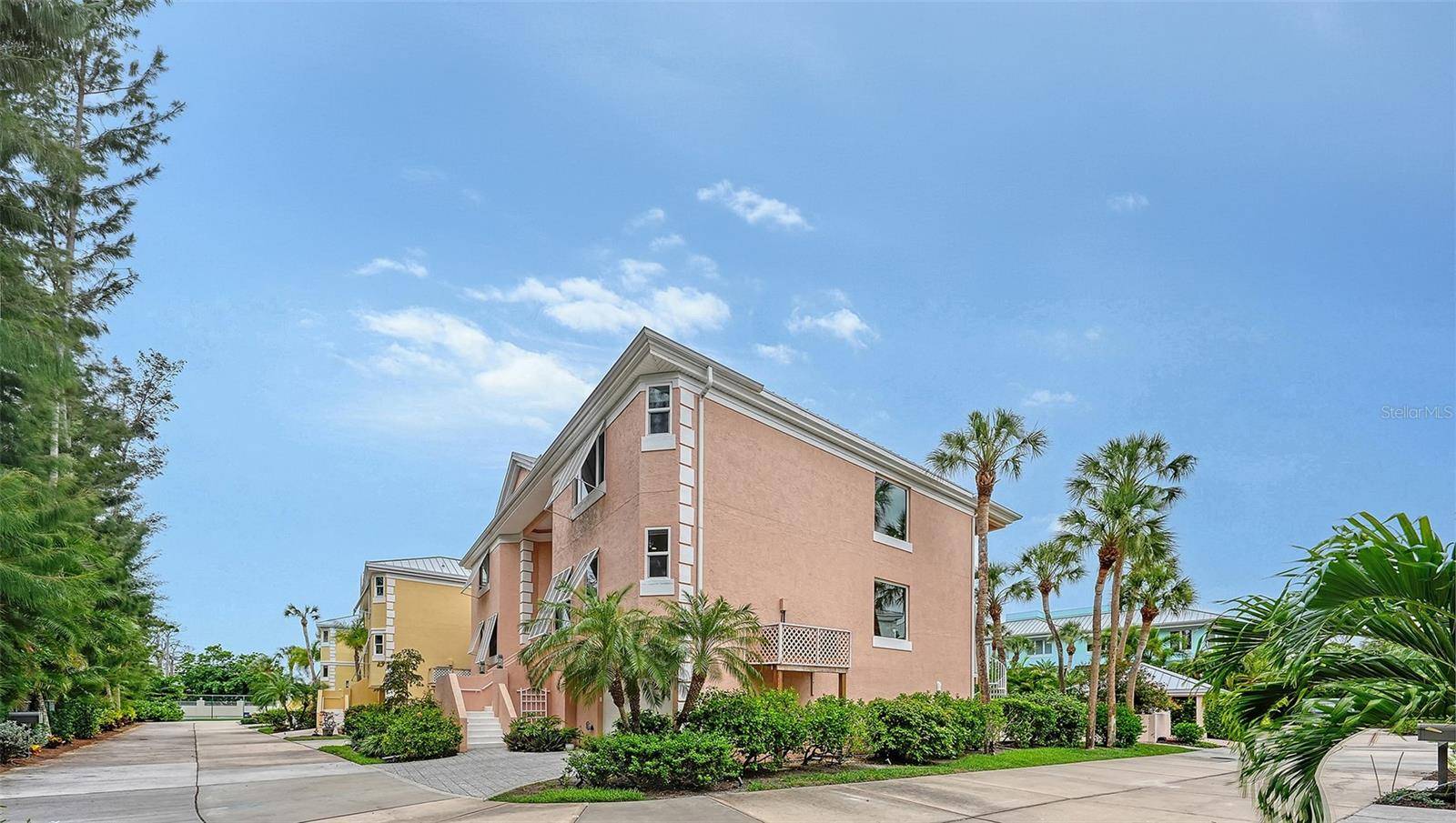 3942 HAMILTON CLUB CIR #13, Sarasota, FL 34242