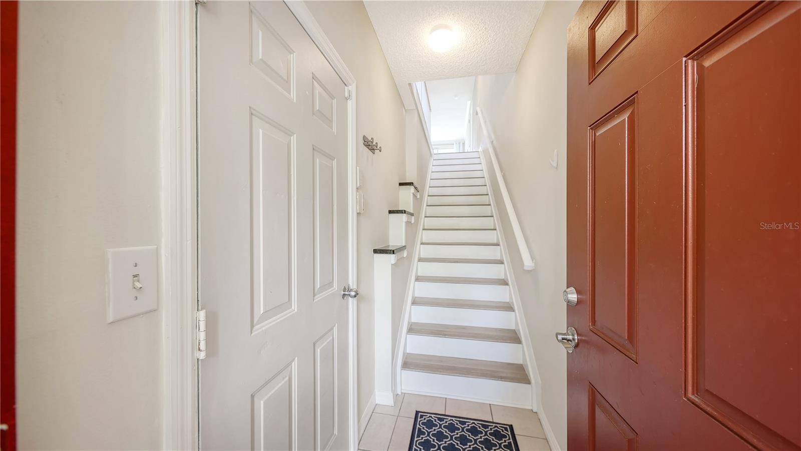 5551 BENTGRASS DR #11-117, Sarasota, FL 34235