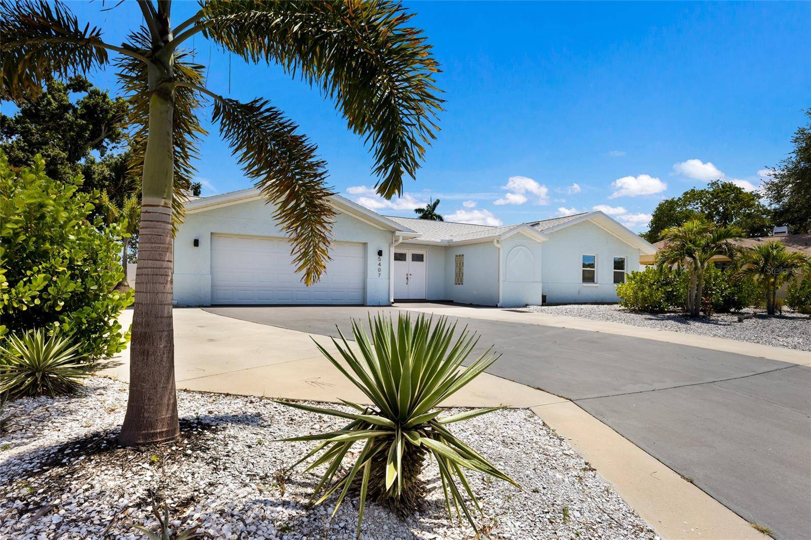 5407 2ND AVENUE DR NW, Bradenton, FL 34209