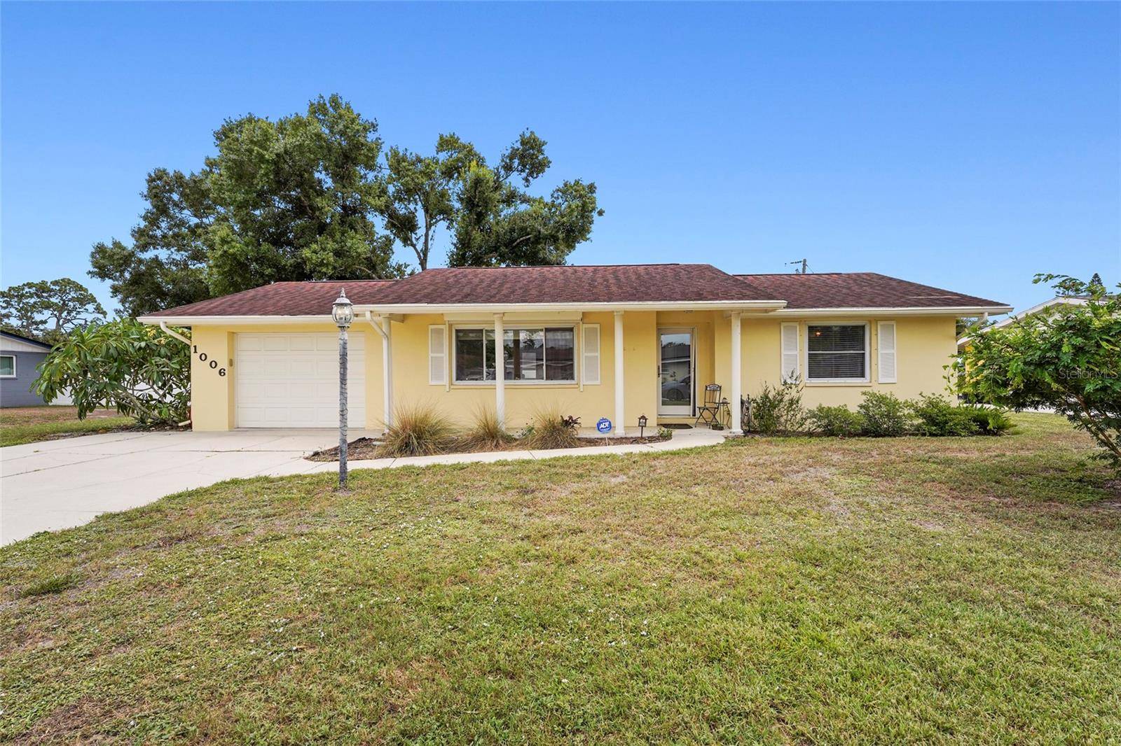 1006 DE LEO DR, Sarasota, FL 34243