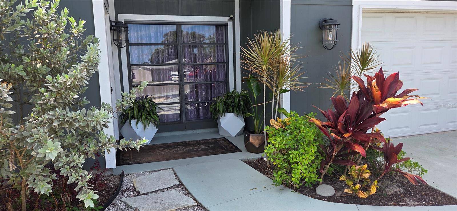 221 DADE AVE, Sarasota, FL 34232