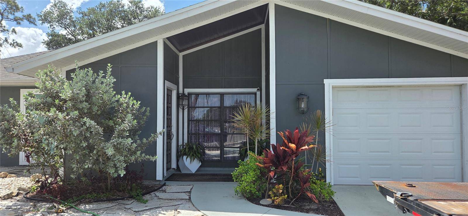 221 DADE AVE, Sarasota, FL 34232
