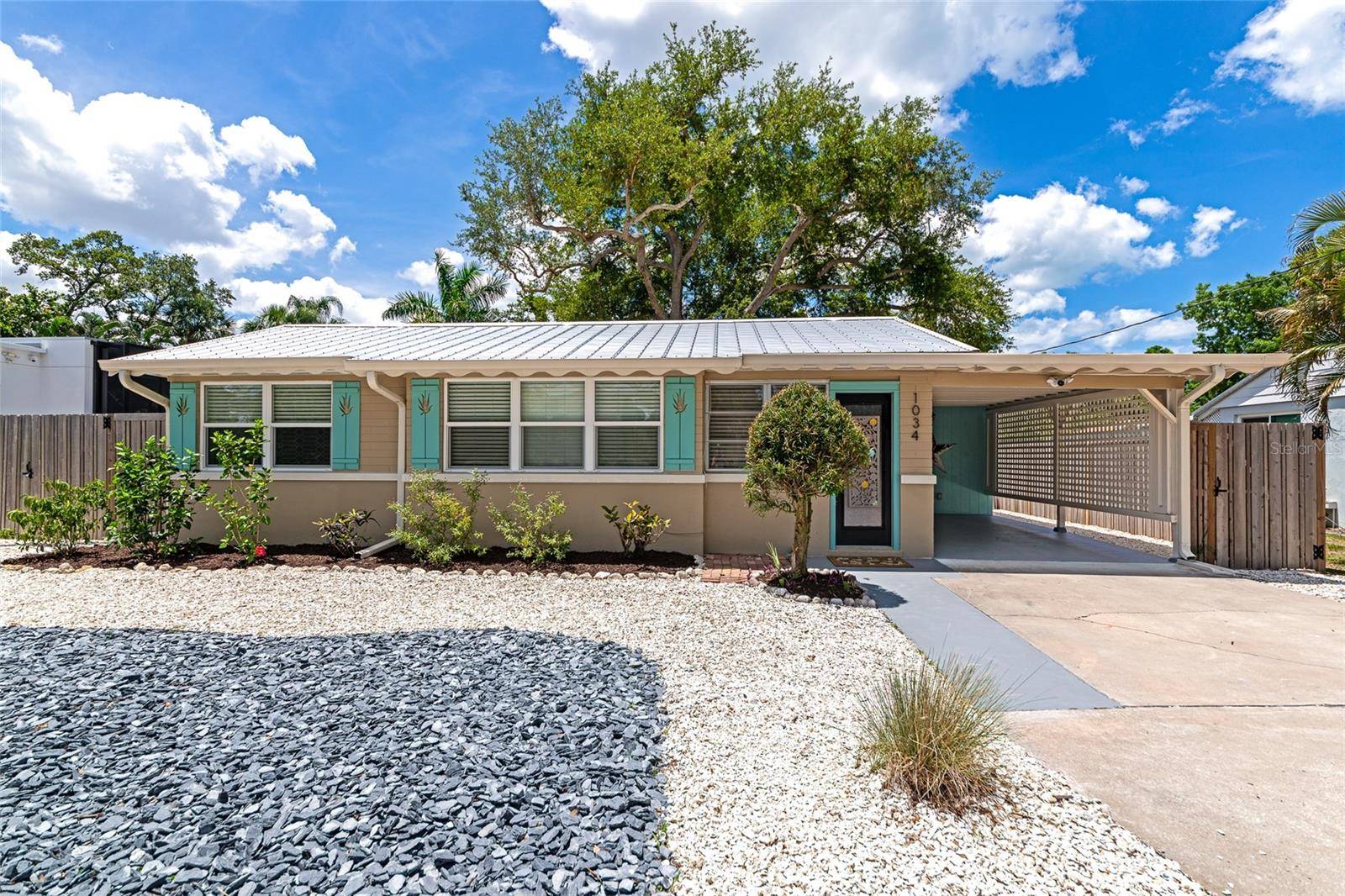 1034 N 22ND ST, Sarasota, FL 34234