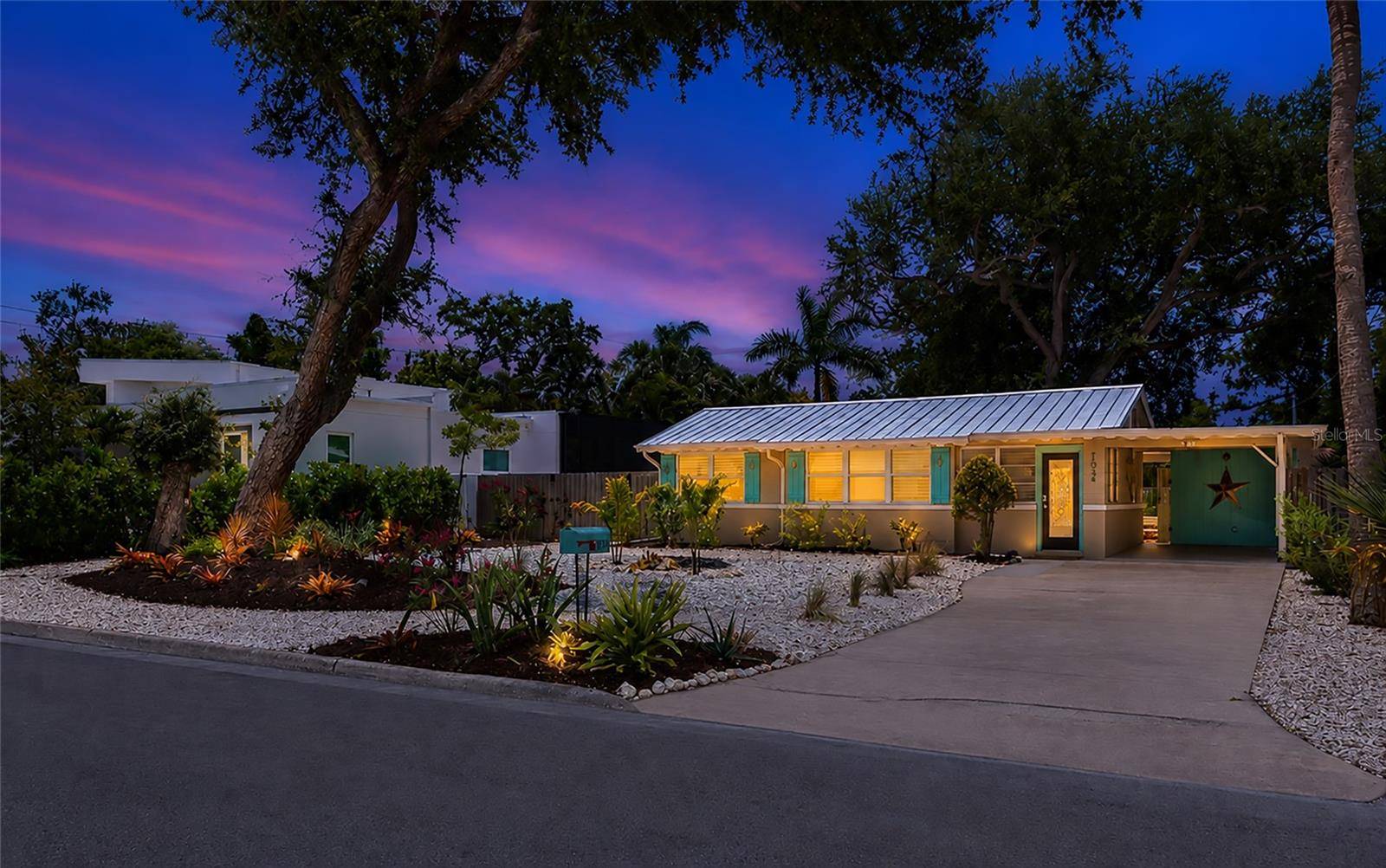 1034 N 22ND ST, Sarasota, FL 34234