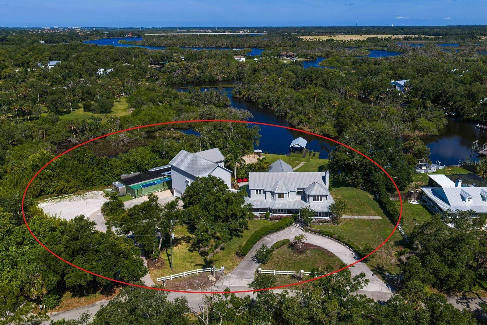 1030 MILL CREEK RD, Bradenton, FL 34212