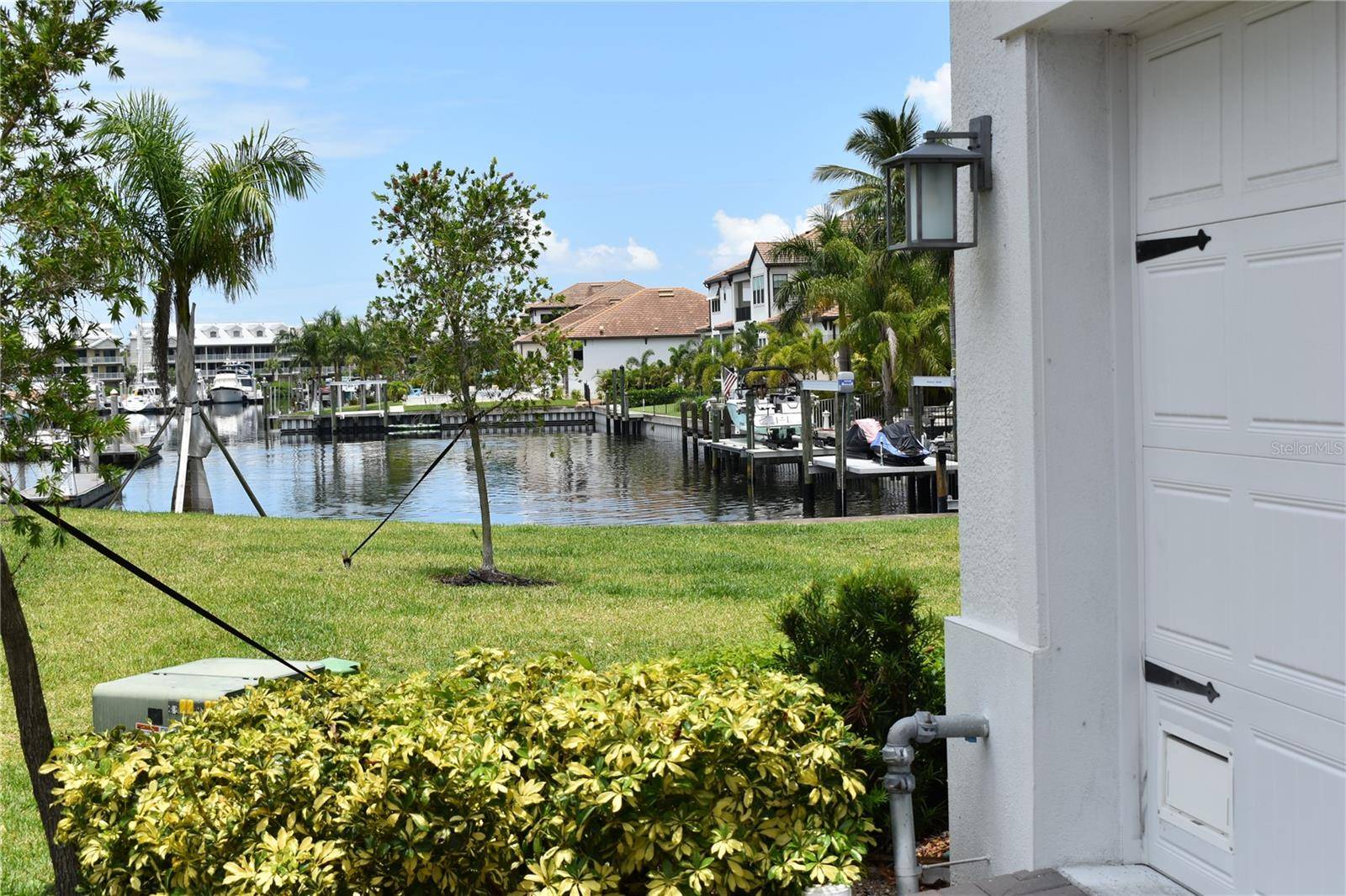 3027 BERMUDA SLOOP CIR, Ruskin, FL 33570