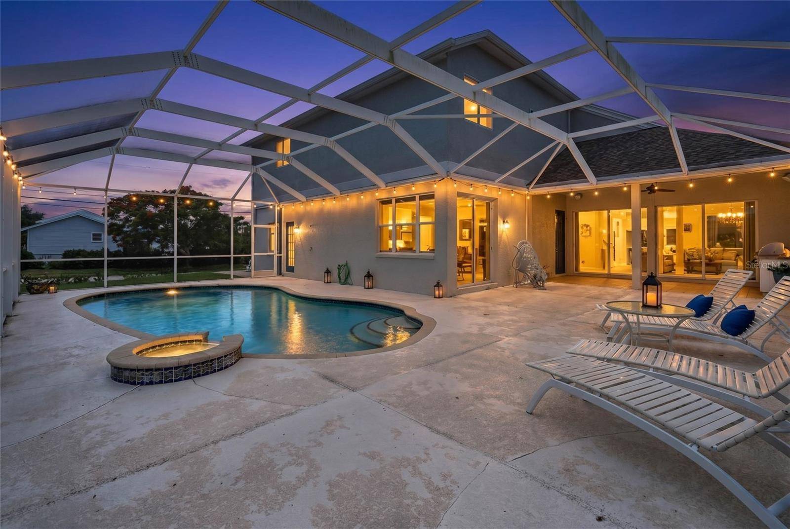 4306 BARRACUDA DR, Bradenton, FL 34208