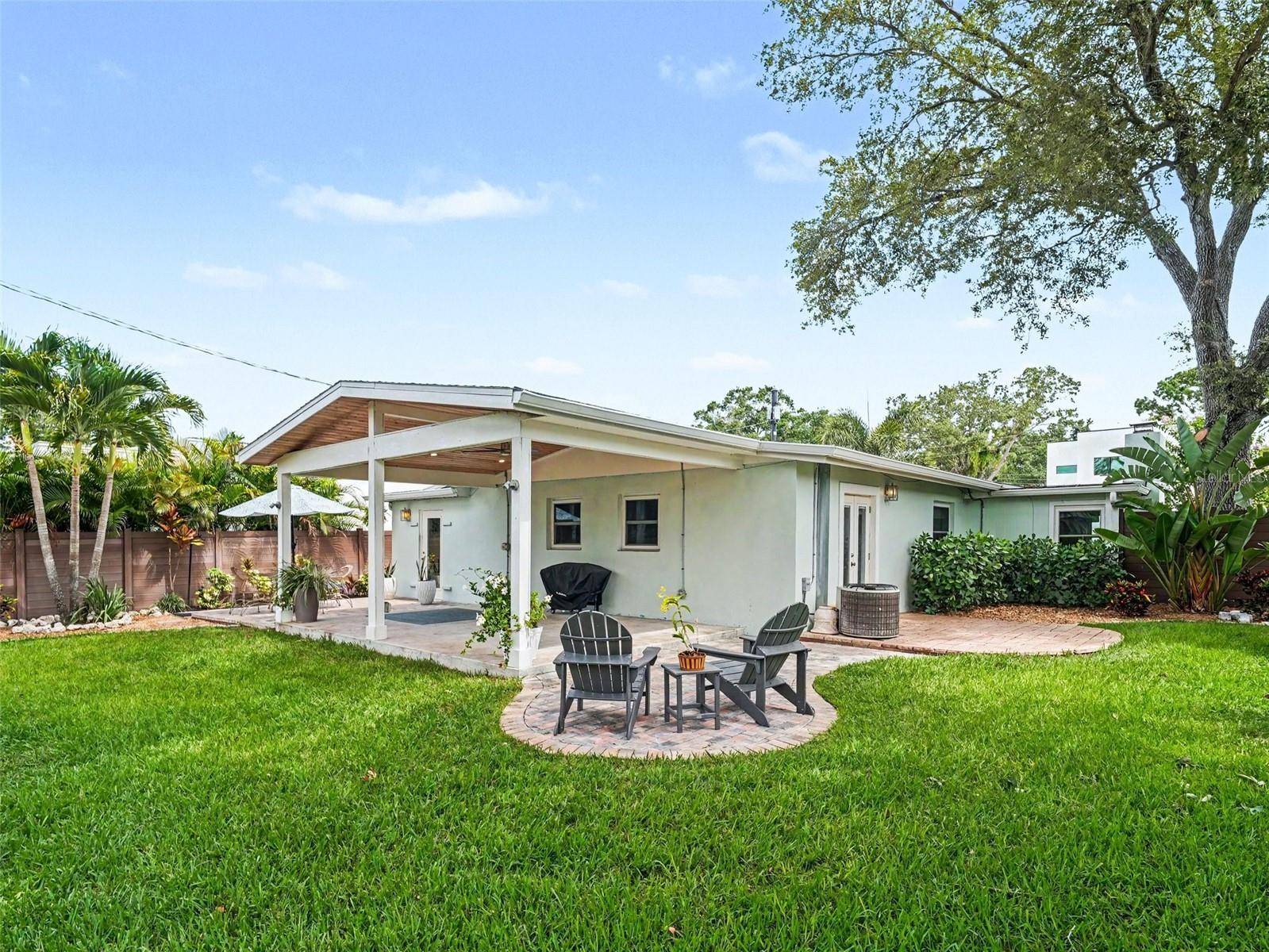 2344 TEMPLE ST, Sarasota, FL 34237