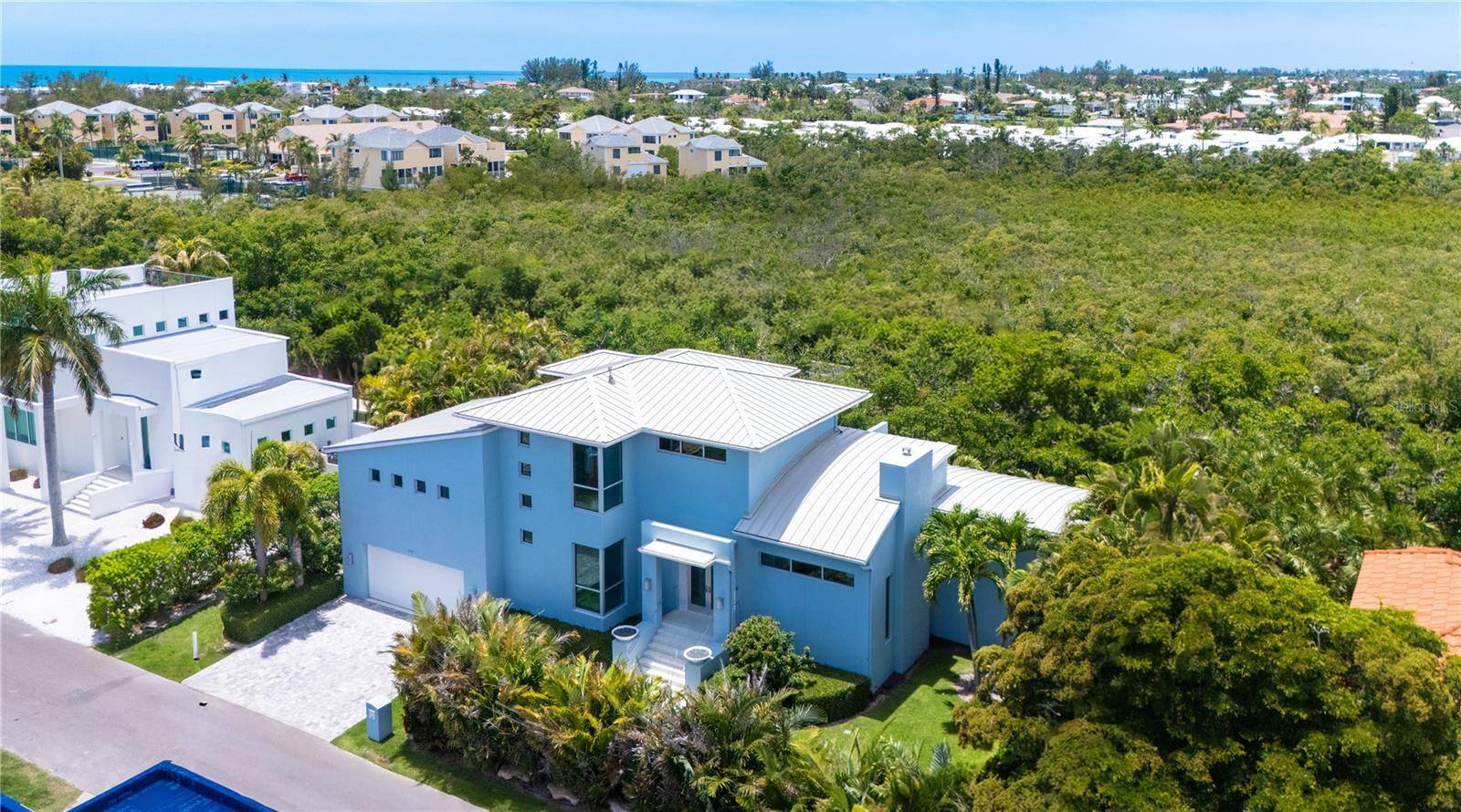 705 JUNGLE QUEEN WAY, Longboat Key, FL 34228