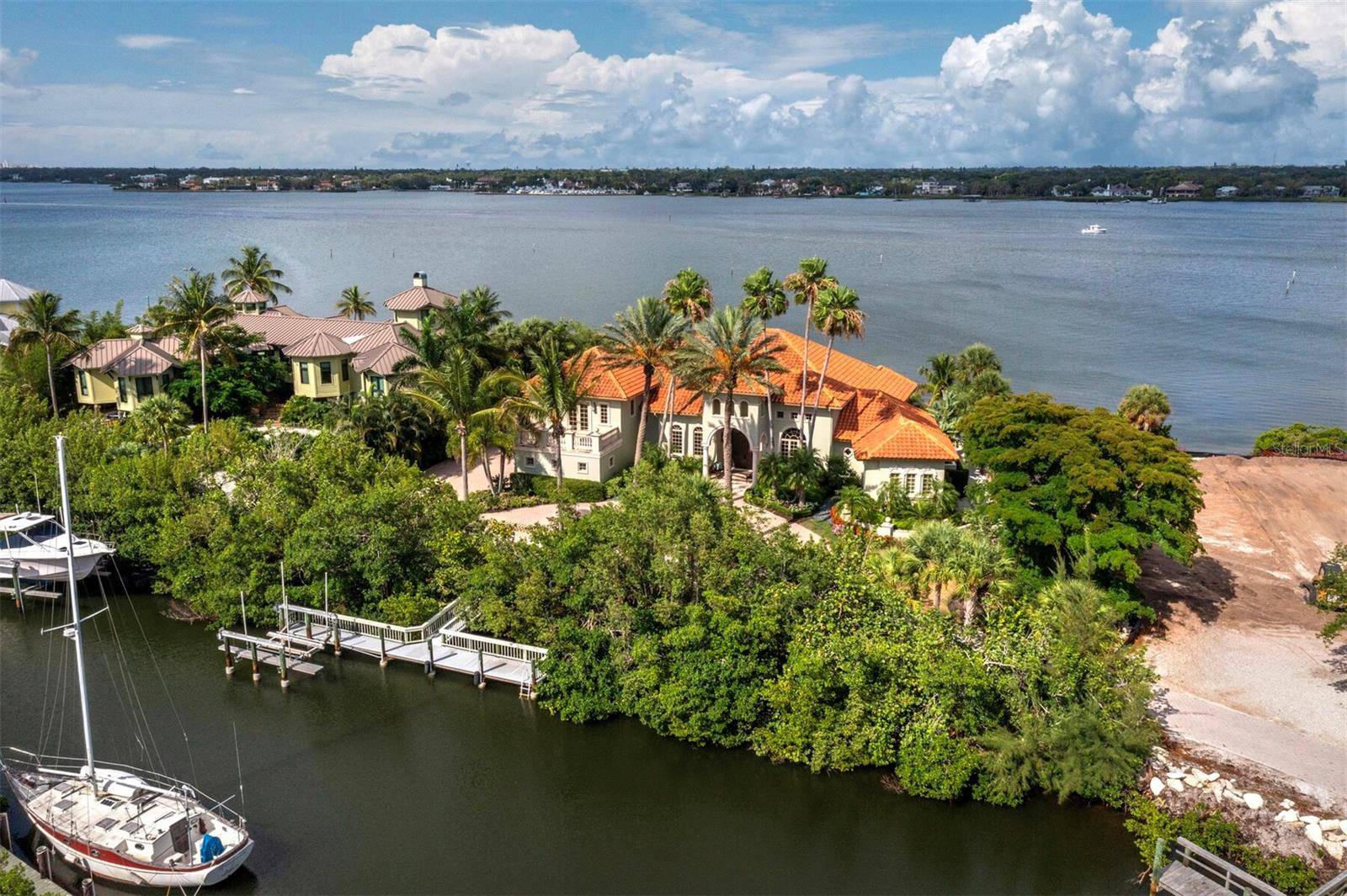 1280 HIDDEN HARBOR WAY, Sarasota, FL 34242