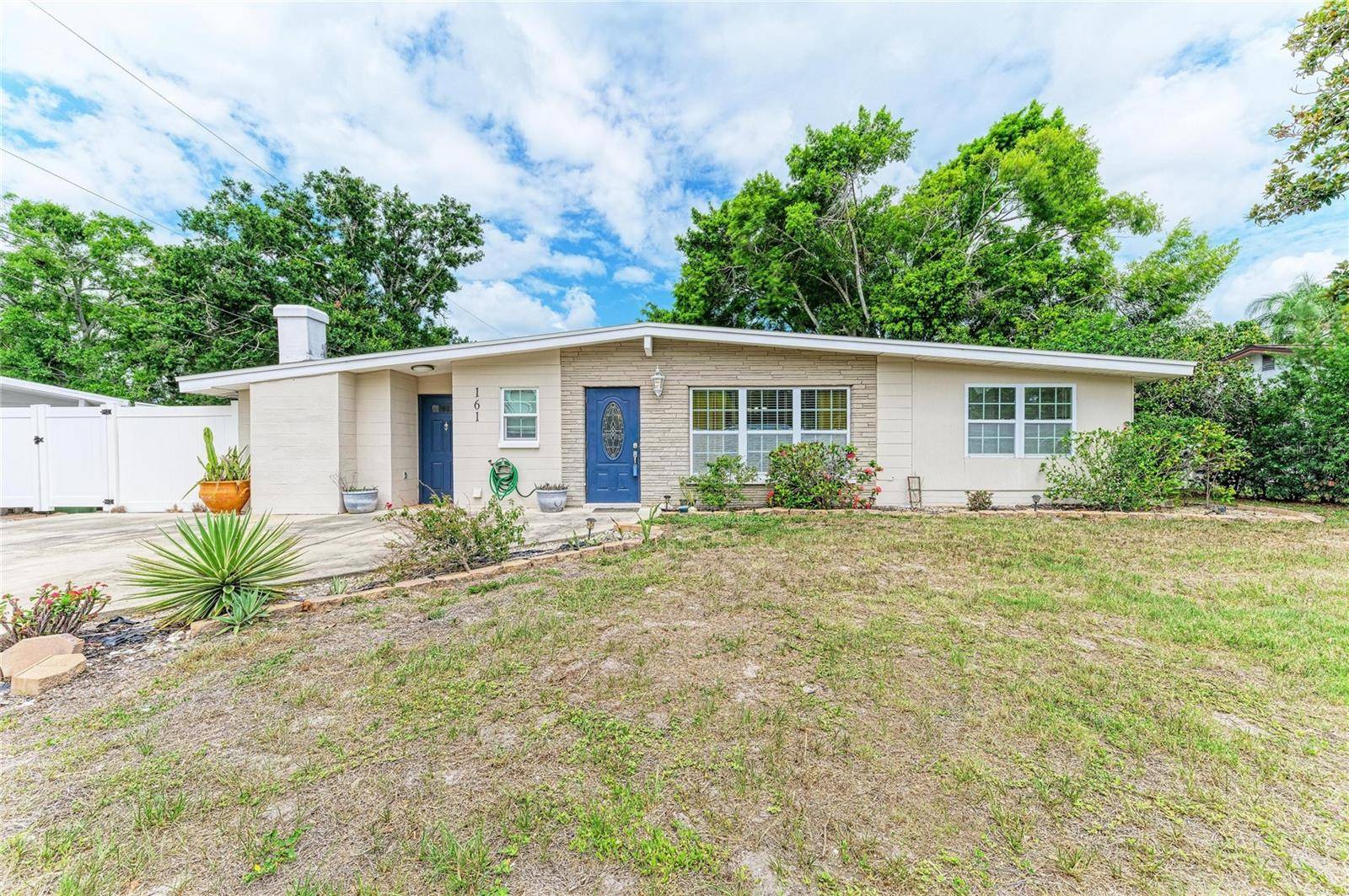161 SUNTAN AVE, Sarasota, FL 34237