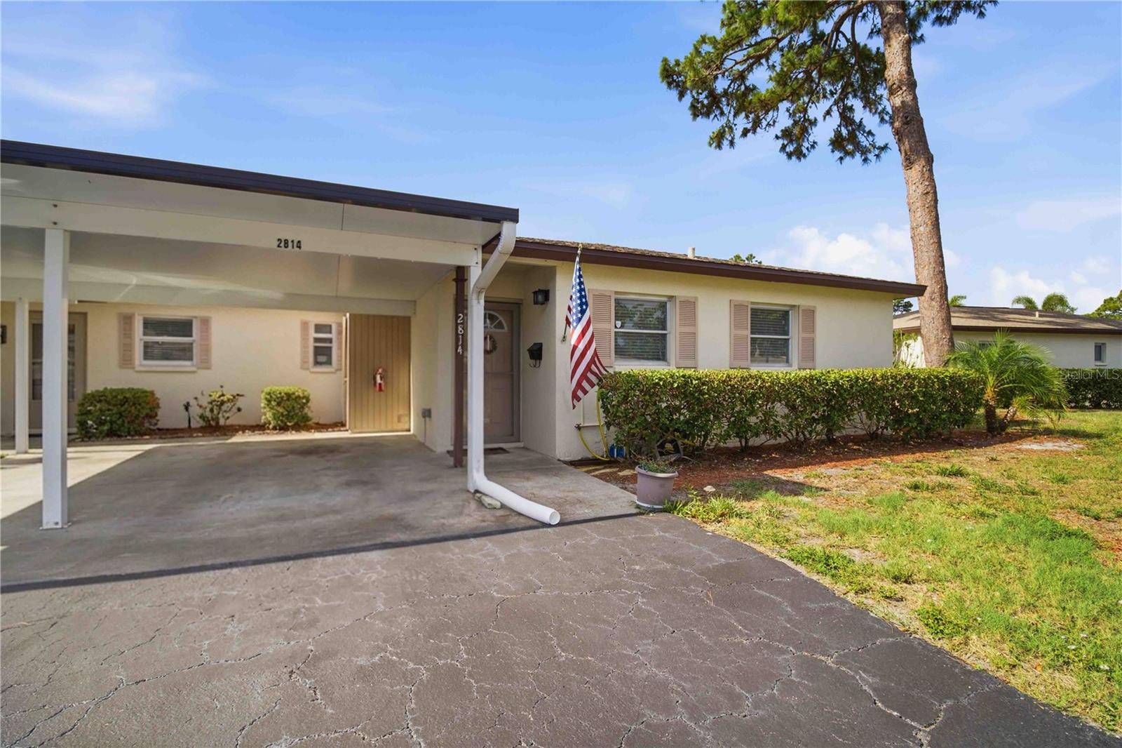 2814 SWIFTON DR #108, Sarasota, FL 34231