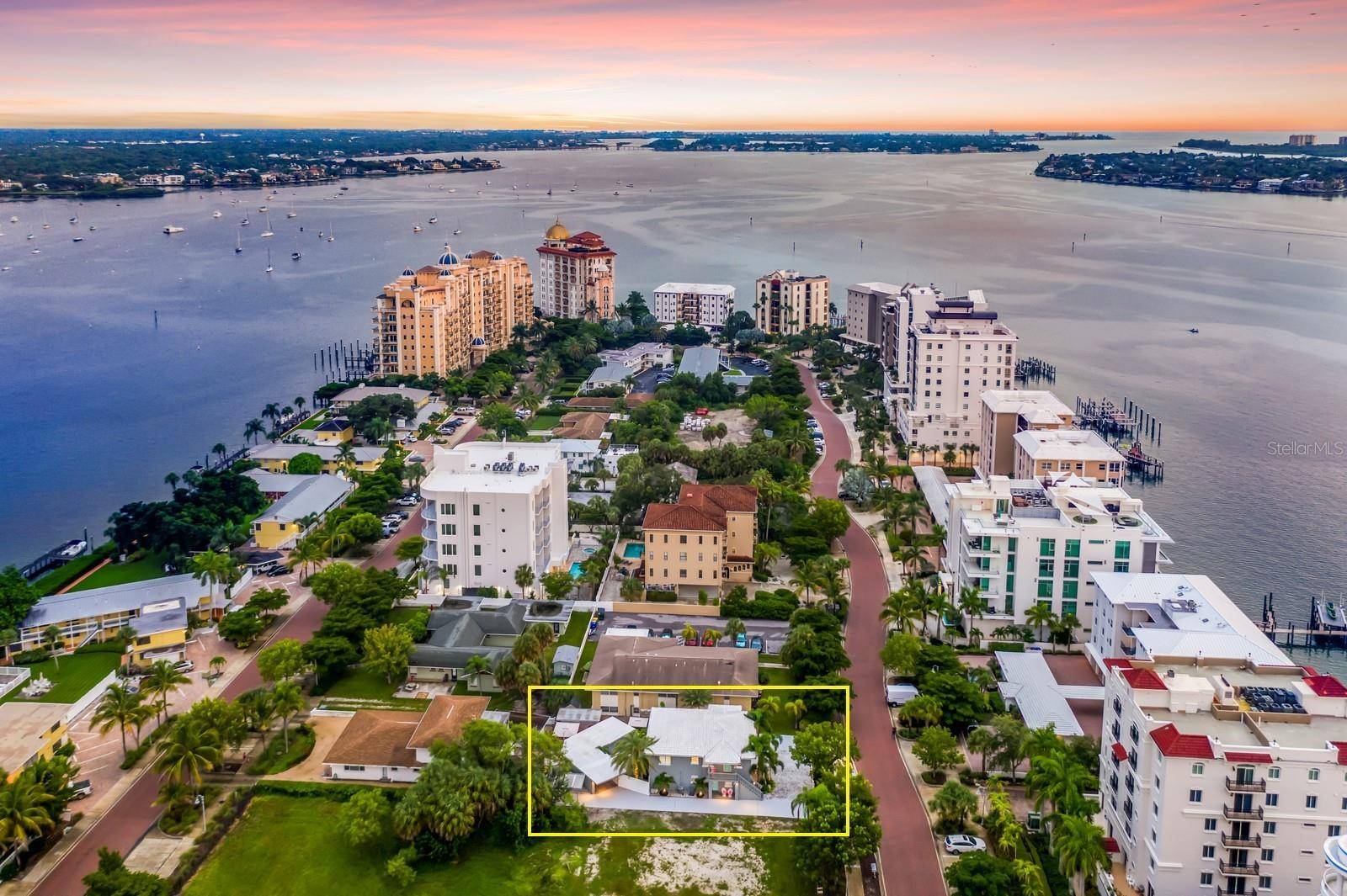 161 GOLDEN GATE PT, Sarasota, FL 34236