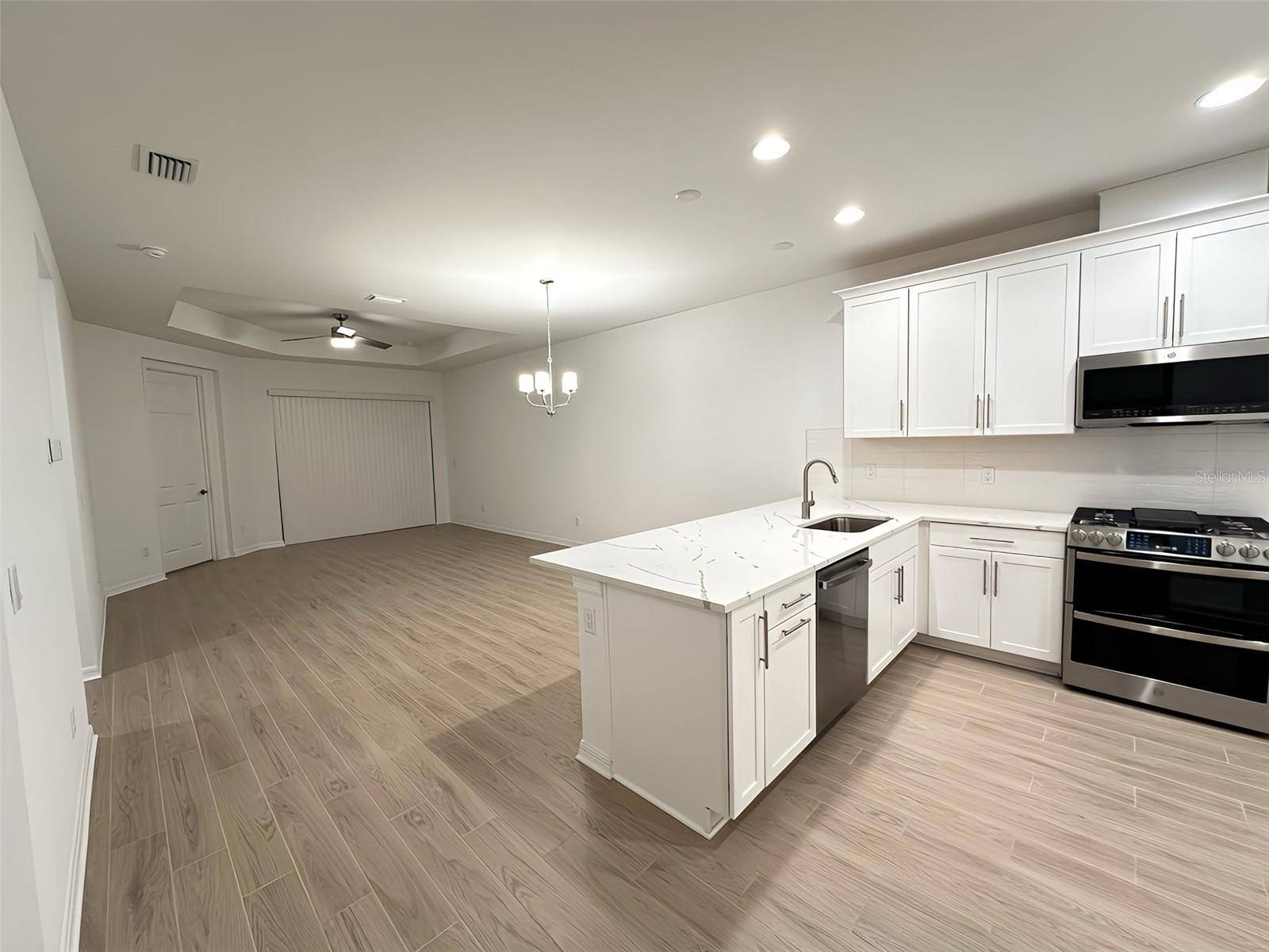 17929 CHERISHED LOOP, Lakewood Ranch, FL 34211