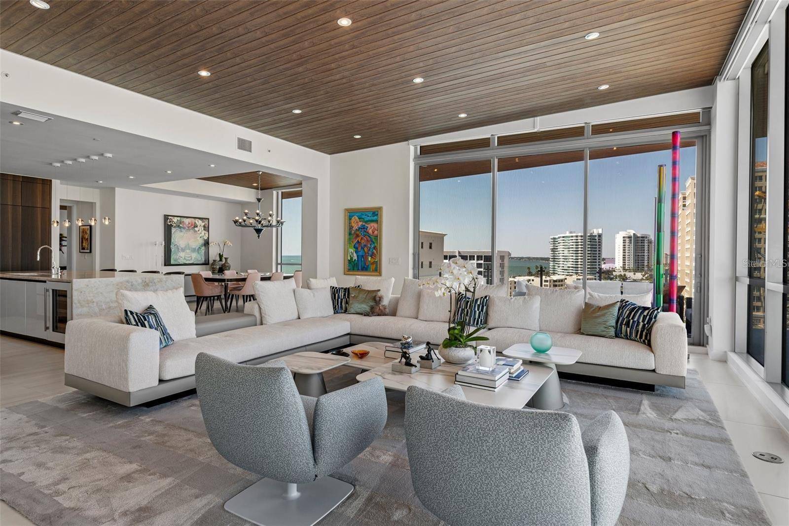 111 GOLDEN GATE PT #802PH, Sarasota, FL 34236