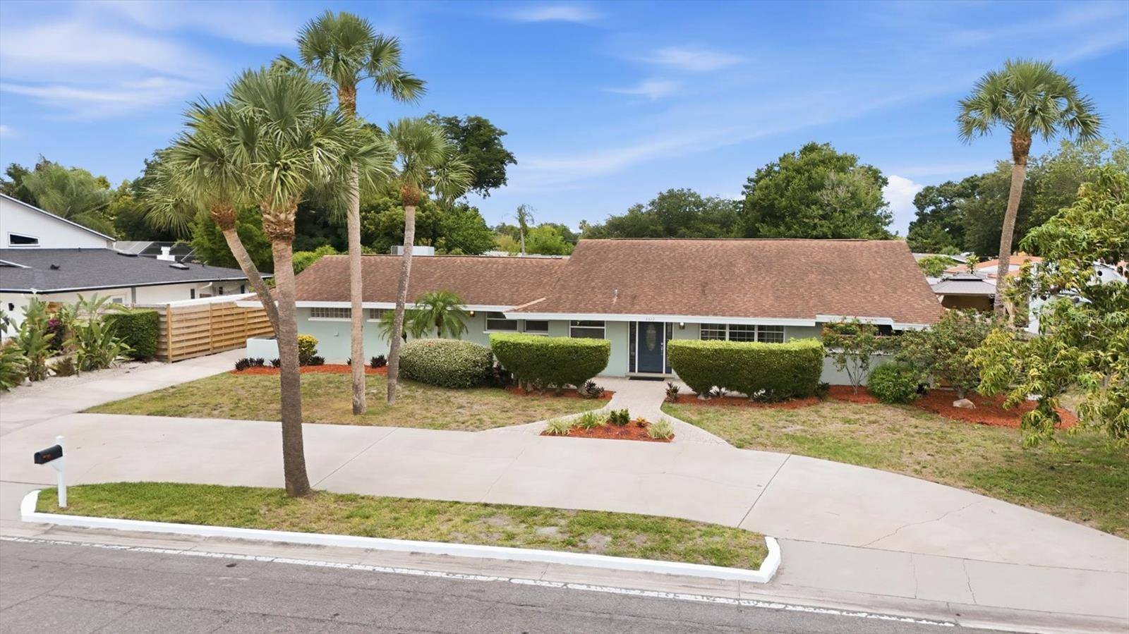 3612 S LOCKWOOD RIDGE RD, Sarasota, FL 34239
