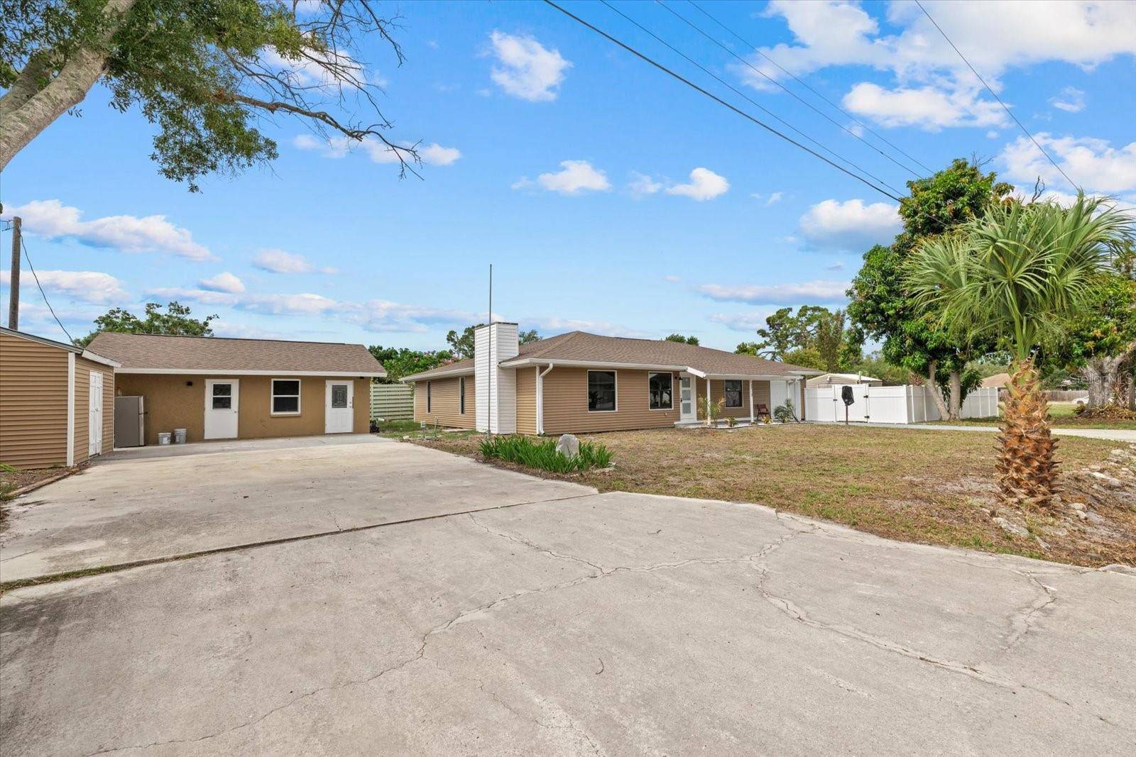 2818 OLYMPIC ST, Sarasota, FL 34231