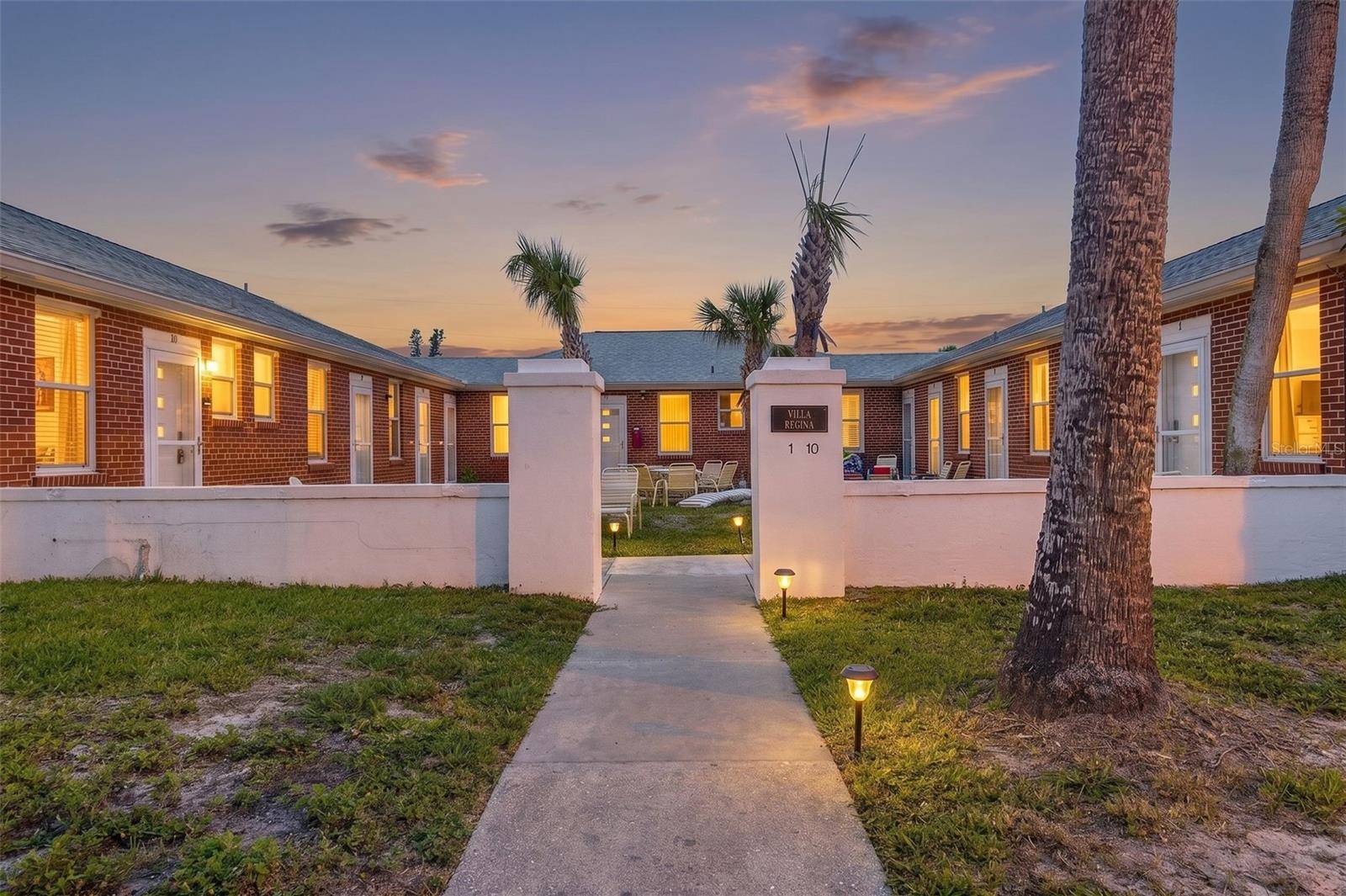 908 VILLAS DR #10, Venice, FL 34285