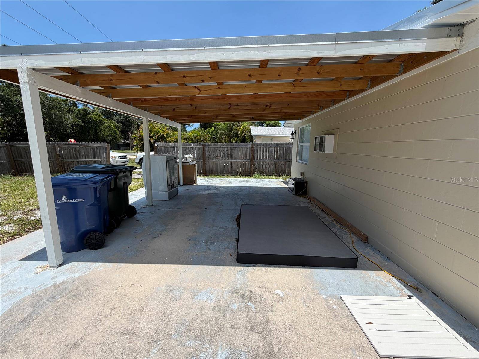 2195 PARK RD, Venice, FL 34293