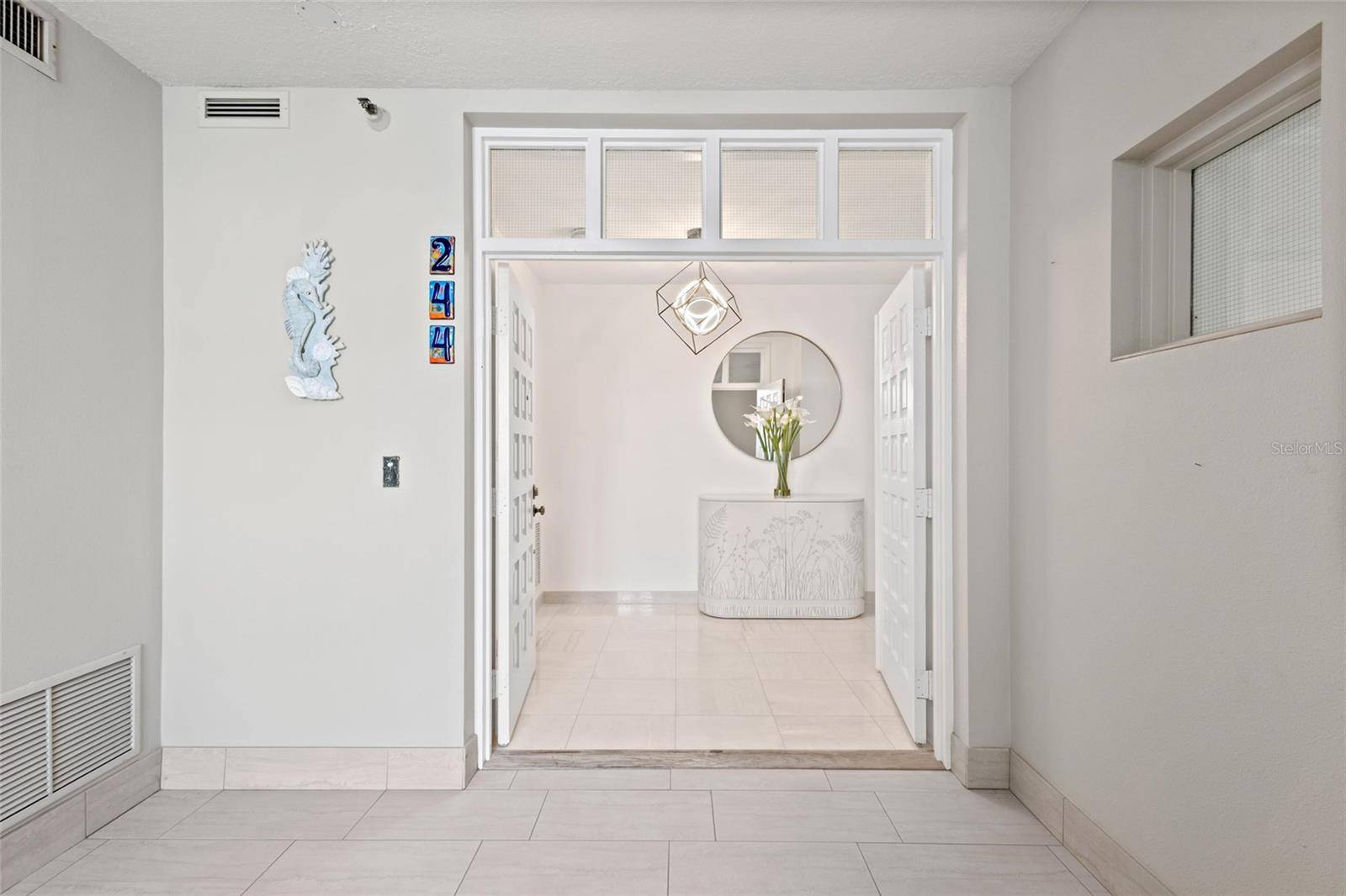 2450 HARBOURSIDE DR #244, Longboat Key, FL 34228