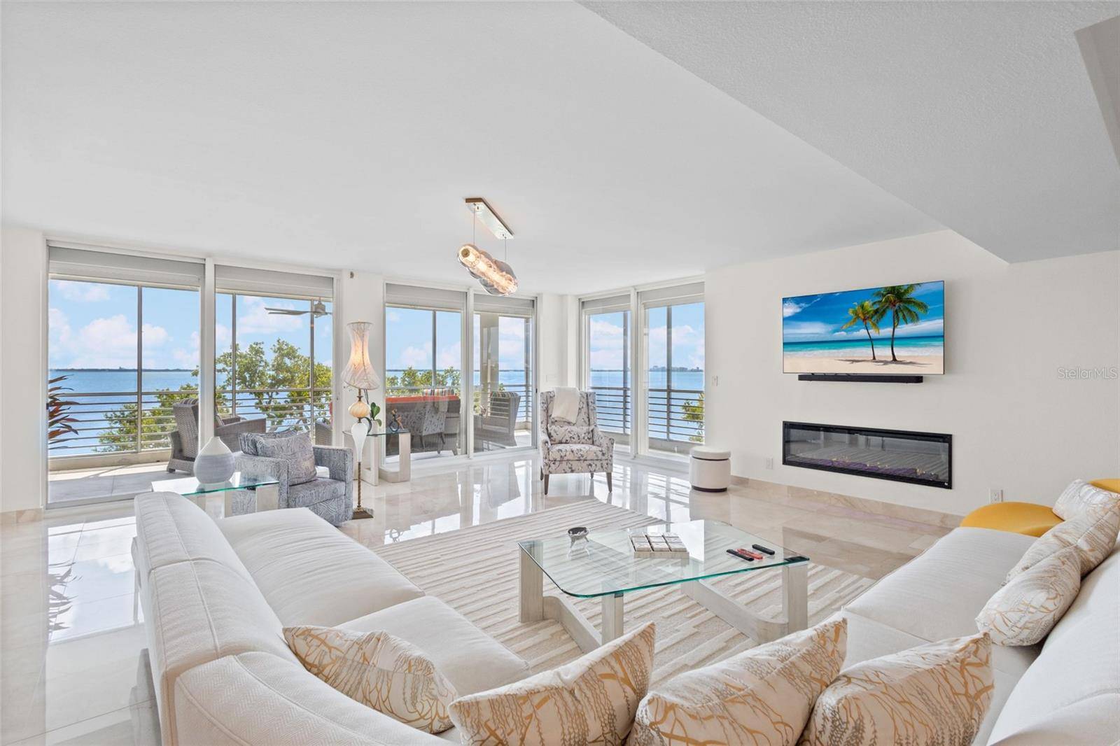2450 HARBOURSIDE DR #244, Longboat Key, FL 34228