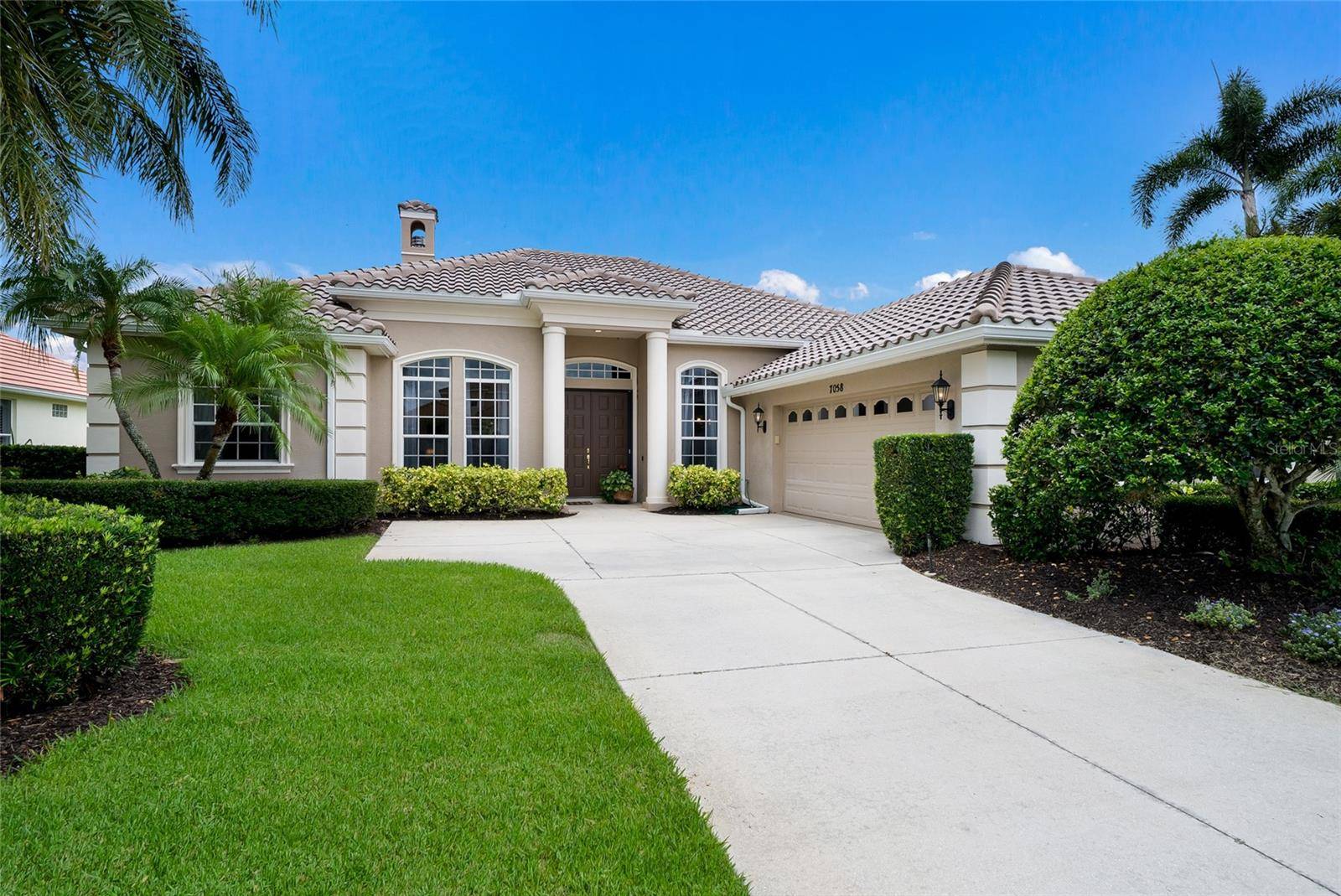 7058 TWIN HILLS TER, Lakewood Ranch, FL 34202