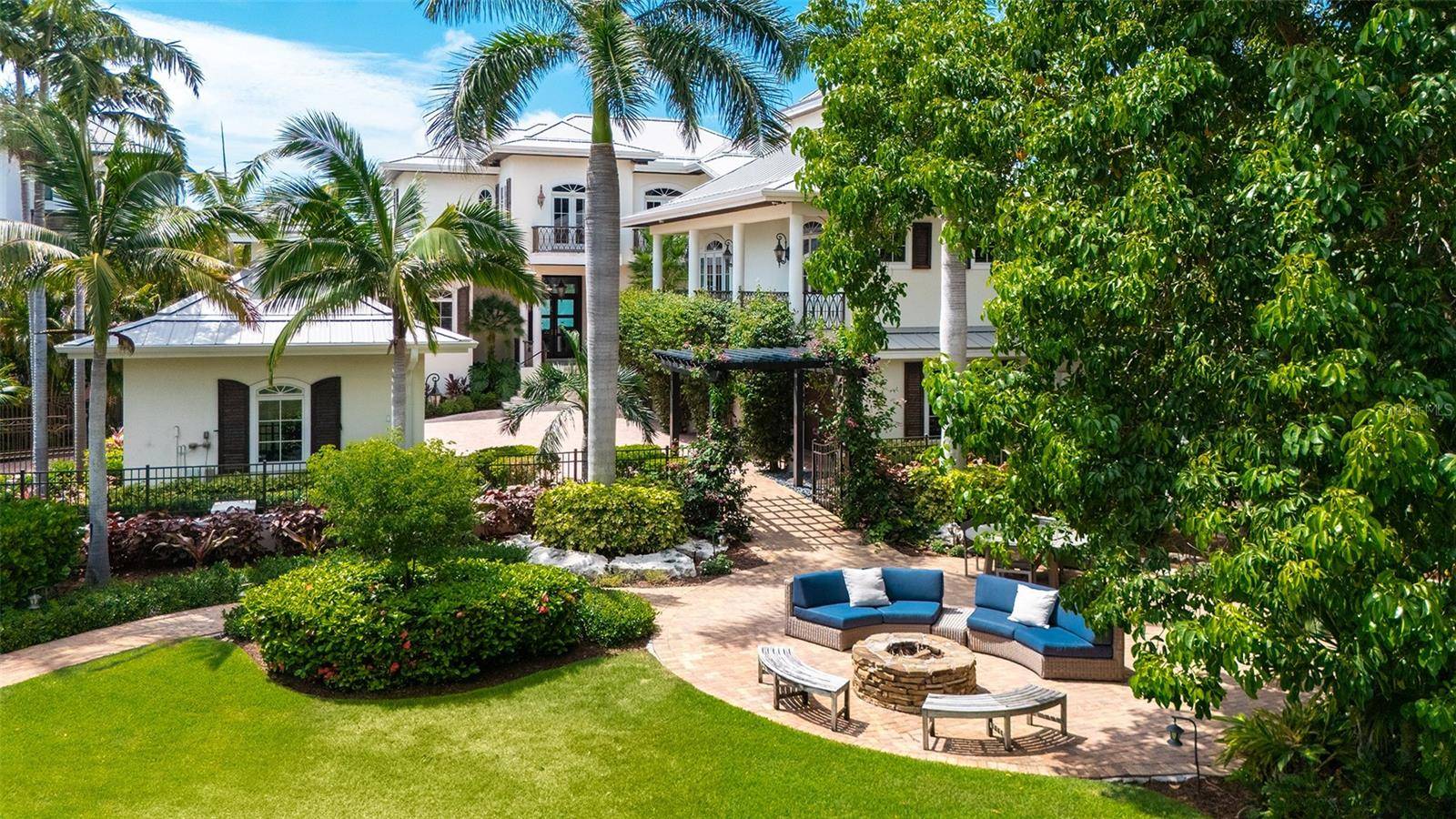 1435 WESTWAY DR, Sarasota, FL 34236